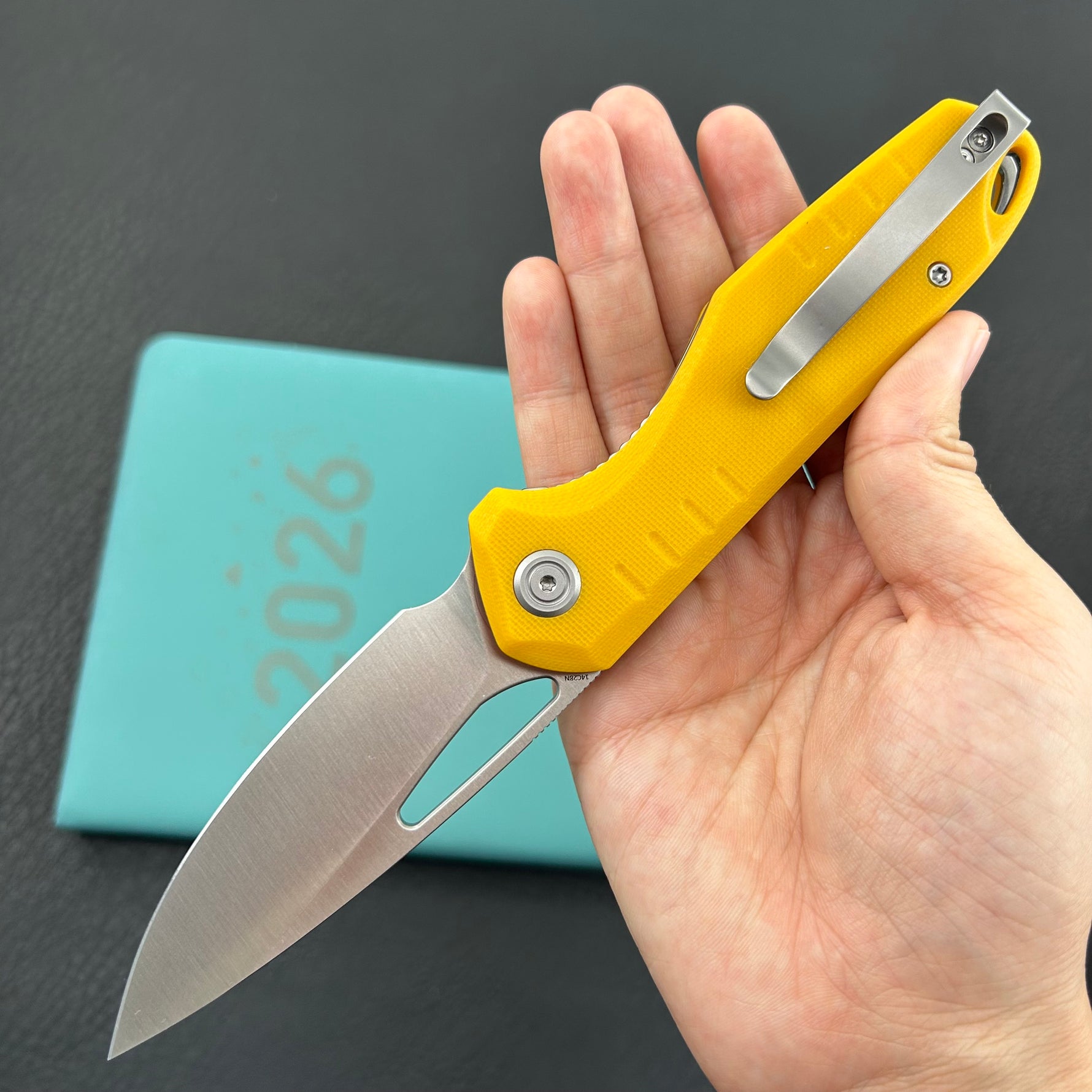 KUBEY Knife KU324J Doris Linerlock Yellow 14C28N Folding Knife