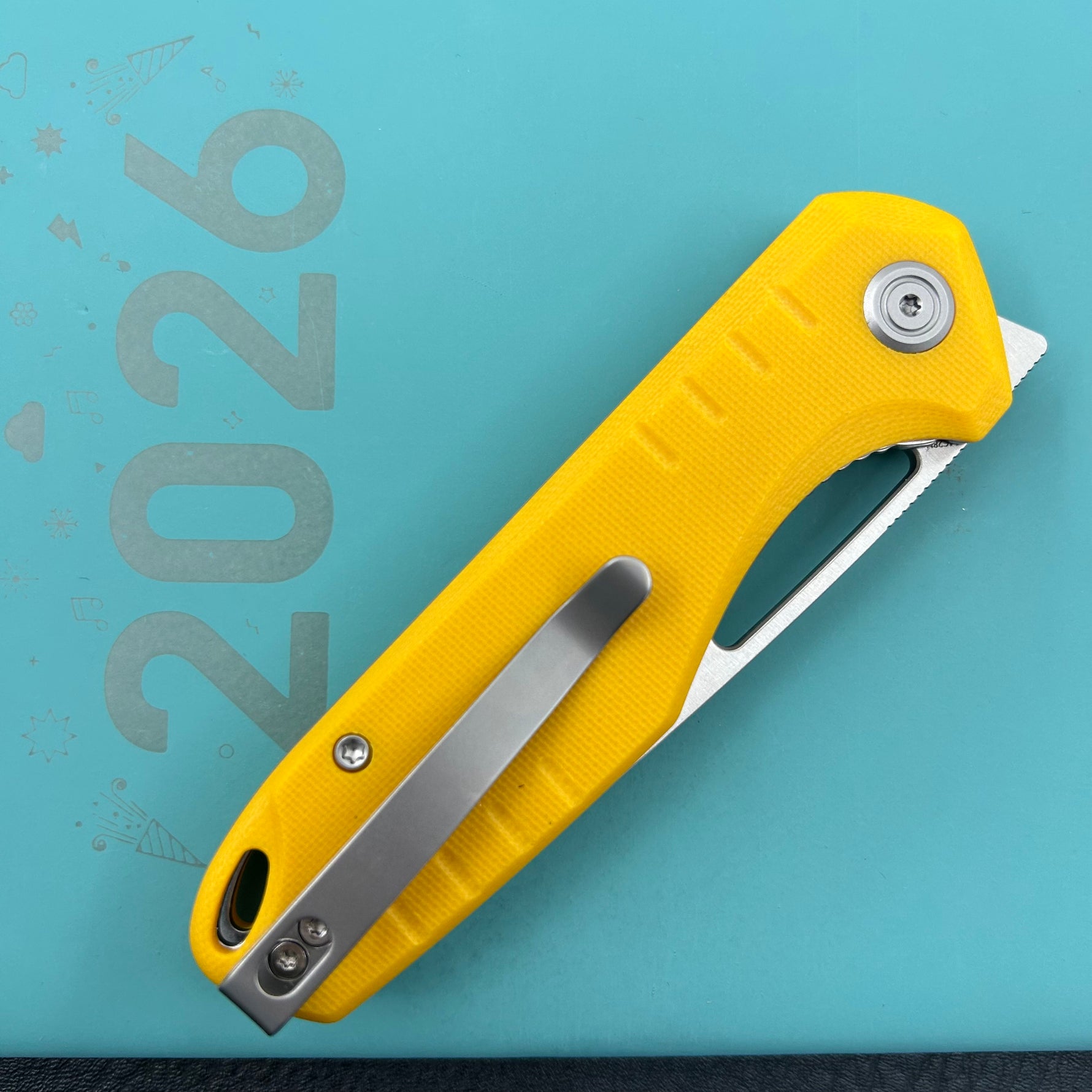 KUBEY Knife KU324J Doris Linerlock Yellow 14C28N Folding Knife