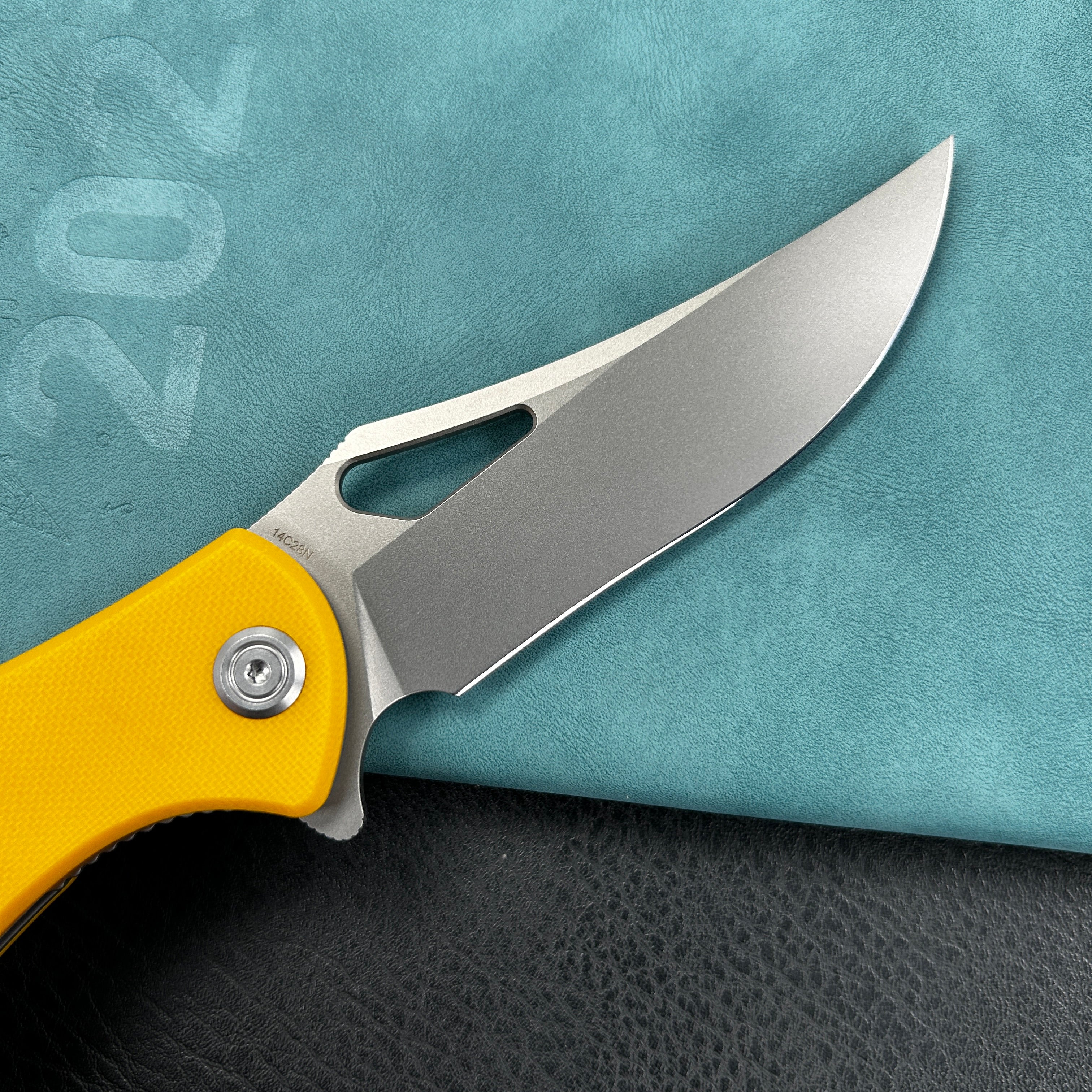 KUBEY KU149G Phemius Liner Lock Folding Pocket Knife Yellow G10 Handle 3.66" Sandblast 14C28N