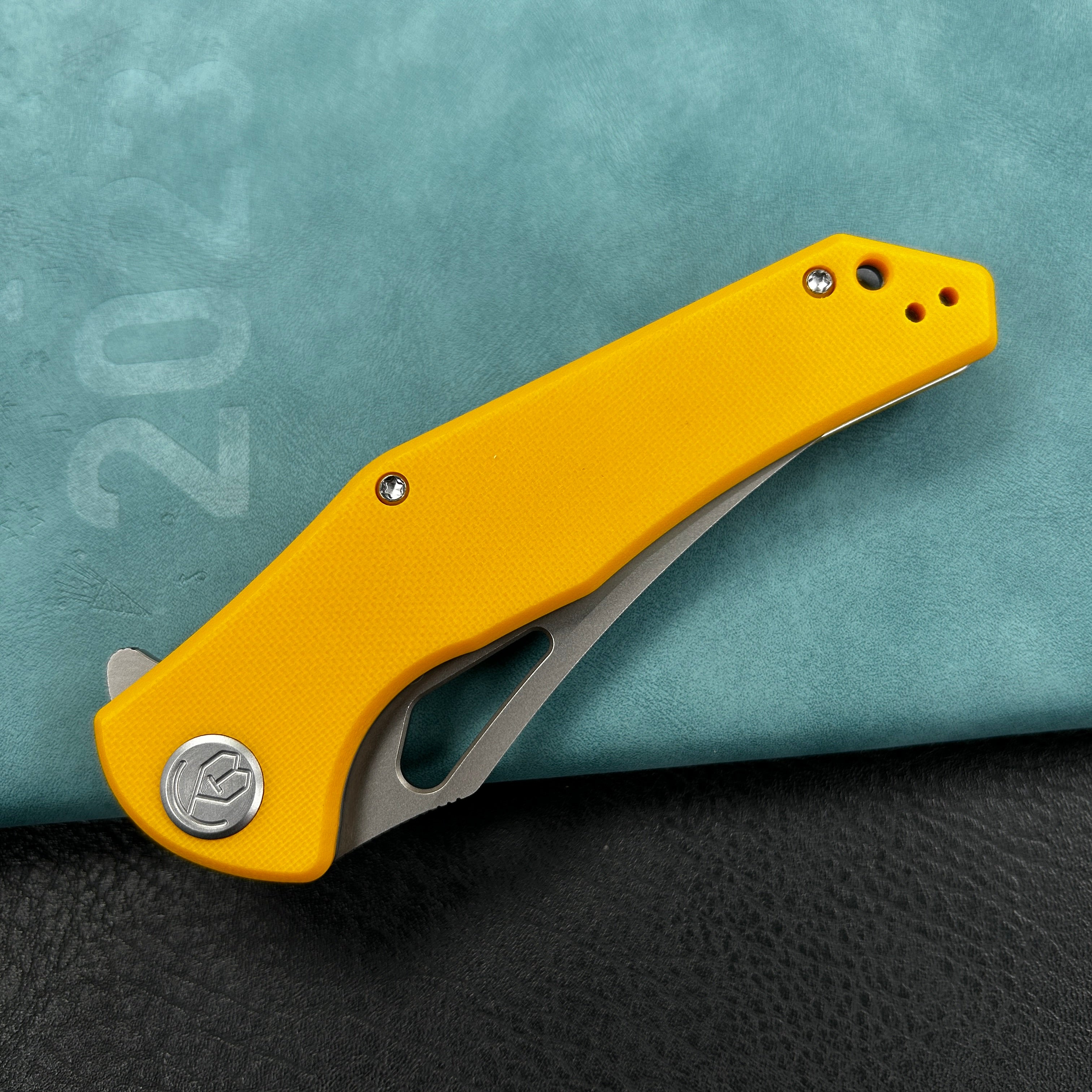 KUBEY KU149G Phemius Liner Lock Folding Pocket Knife Yellow G10 Handle 3.66" Sandblast 14C28N