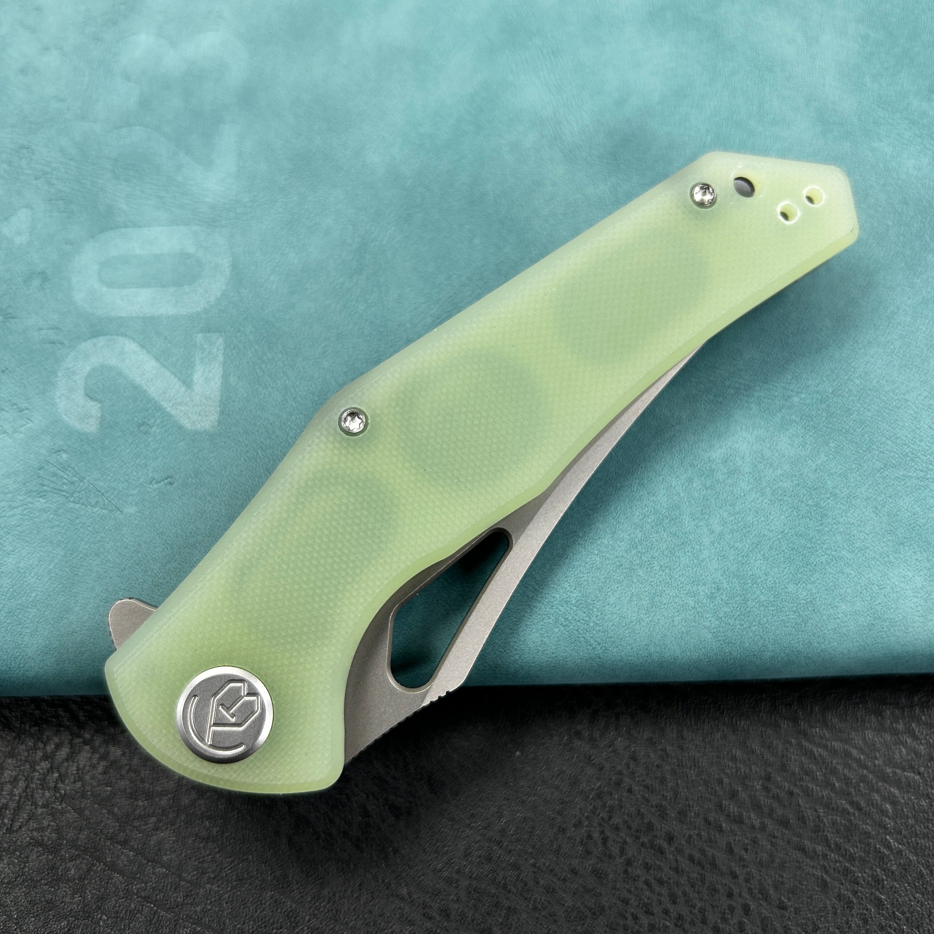 KUBEY KU149D Phemius Liner Lock Folding Pocket Knife Jade G10 Handle 3.66" Sandblast 14C28N