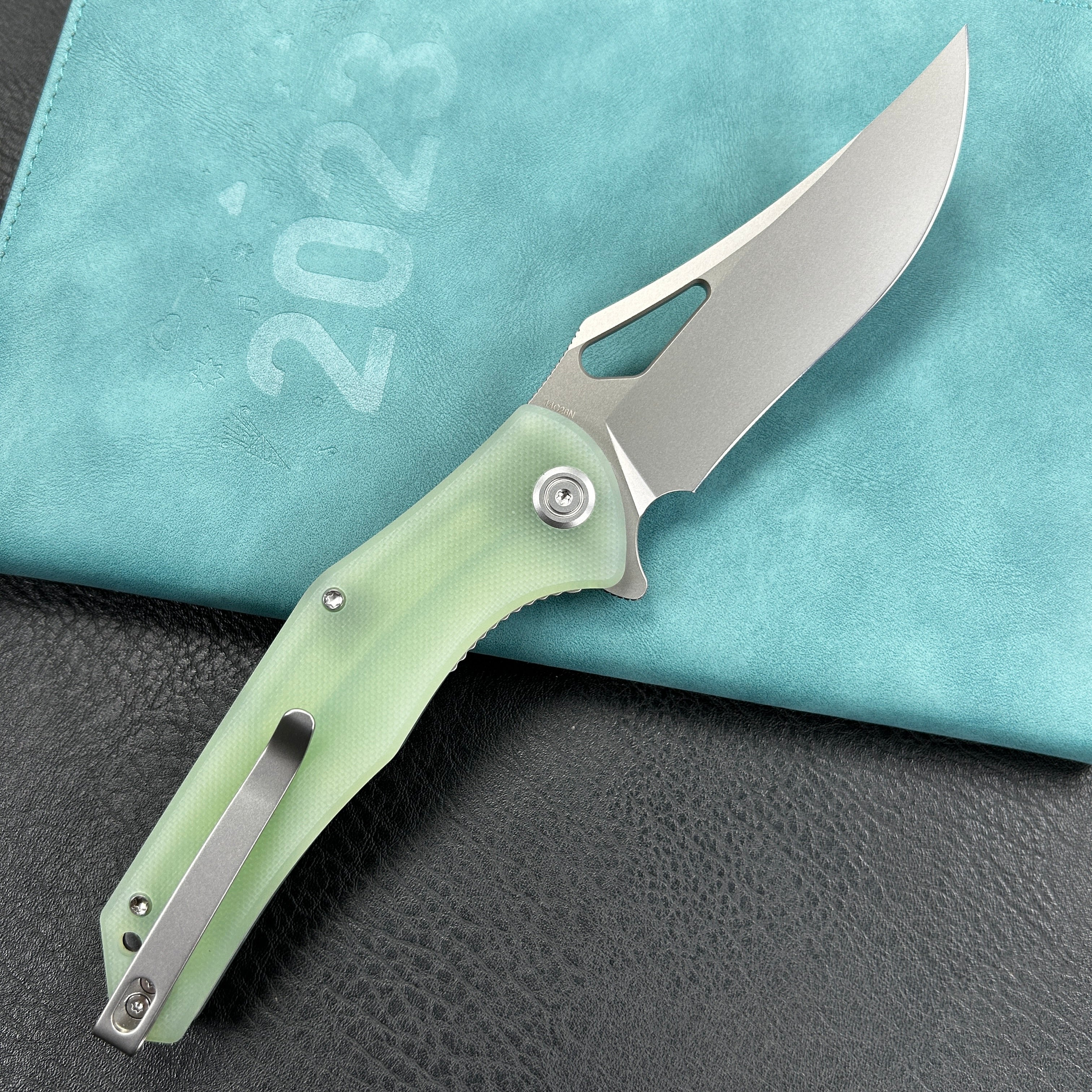 KUBEY KU149D Phemius Liner Lock Folding Pocket Knife Jade G10 Handle 3.66" Sandblast 14C28N