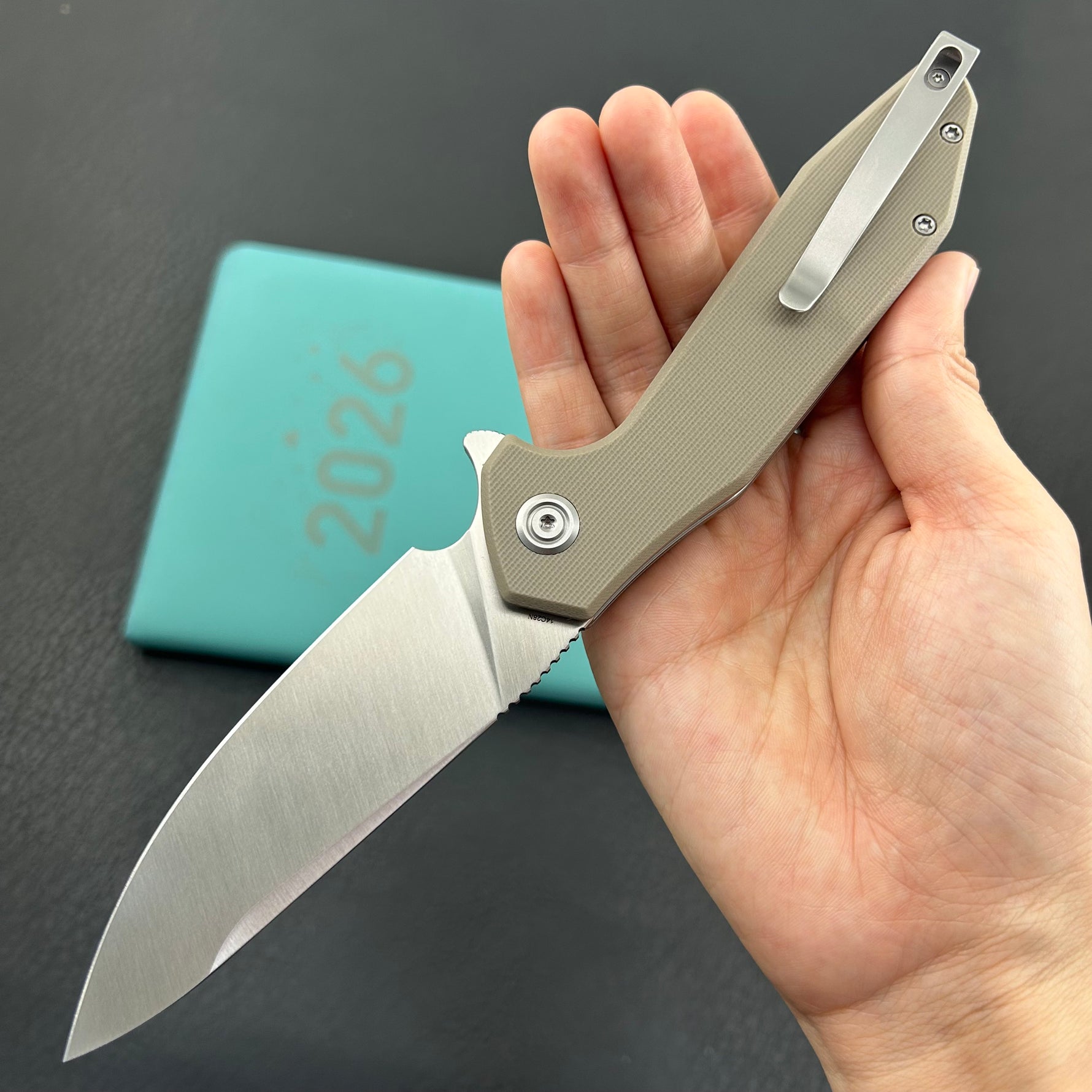 KUBEY  Knife KU117R Nova Linelock Tan   14C28N Folding Knife