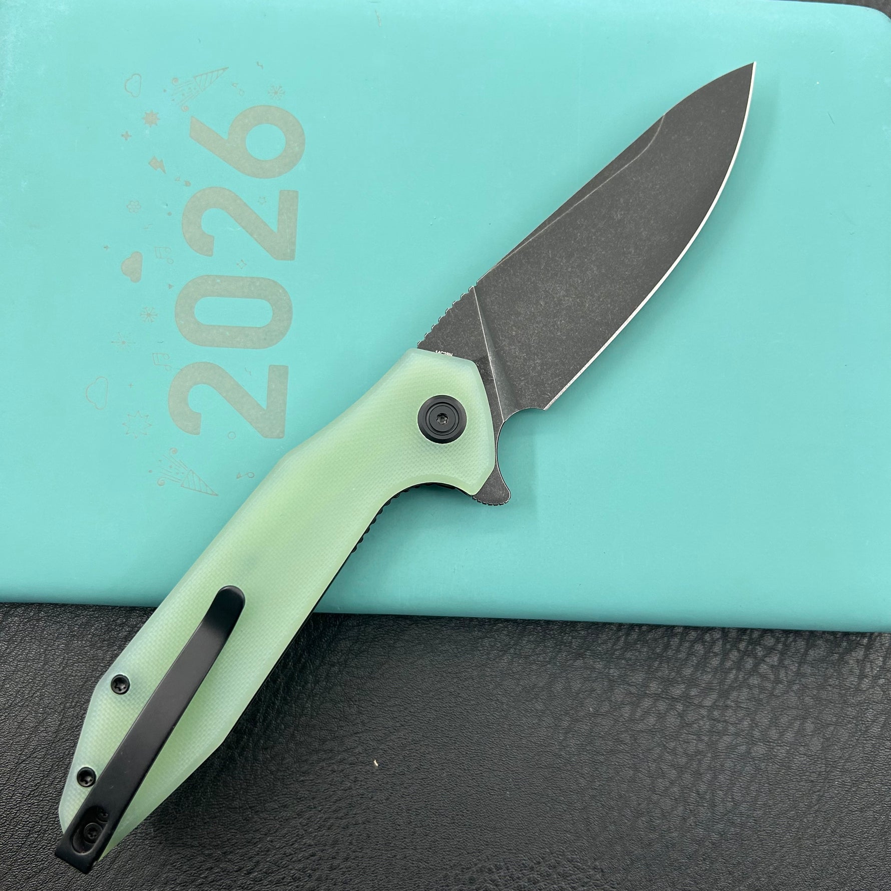 KUBEY  Knife KU117O Nova Linelock Jade 14C28N Folding Knife