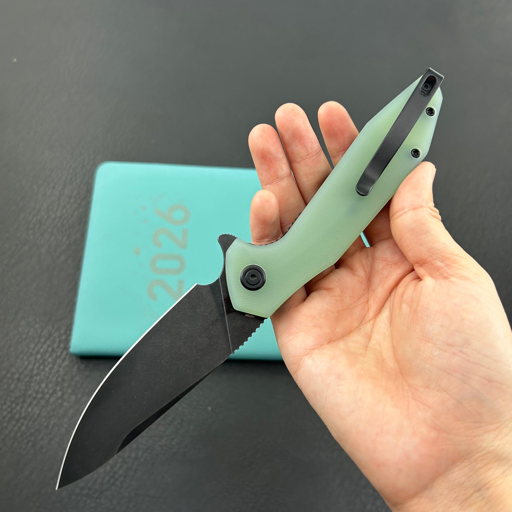 KUBEY  Knife KU117O Nova Linelock Jade 14C28N Folding Knife