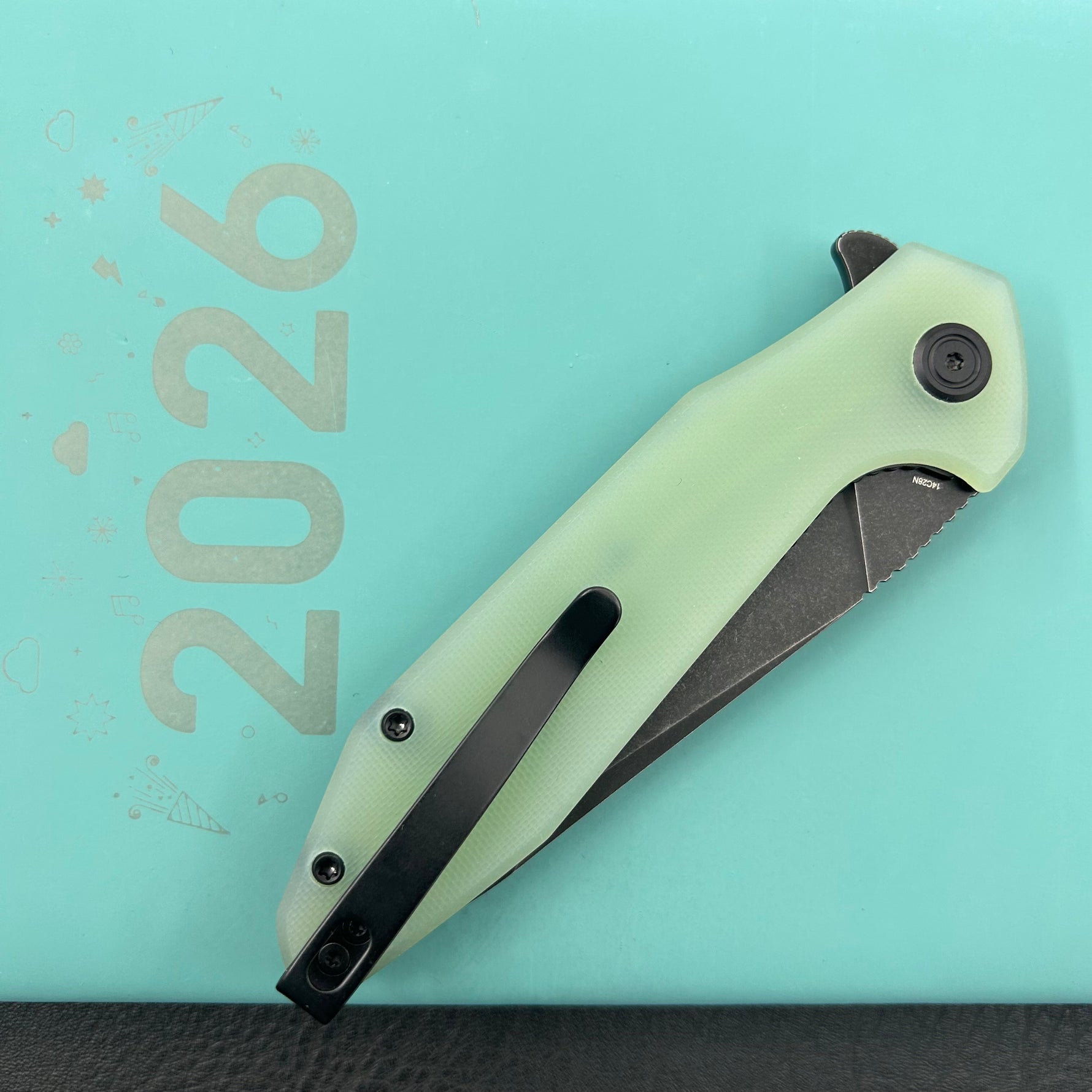 KUBEY  Knife KU117O Nova Linelock Jade 14C28N Folding Knife