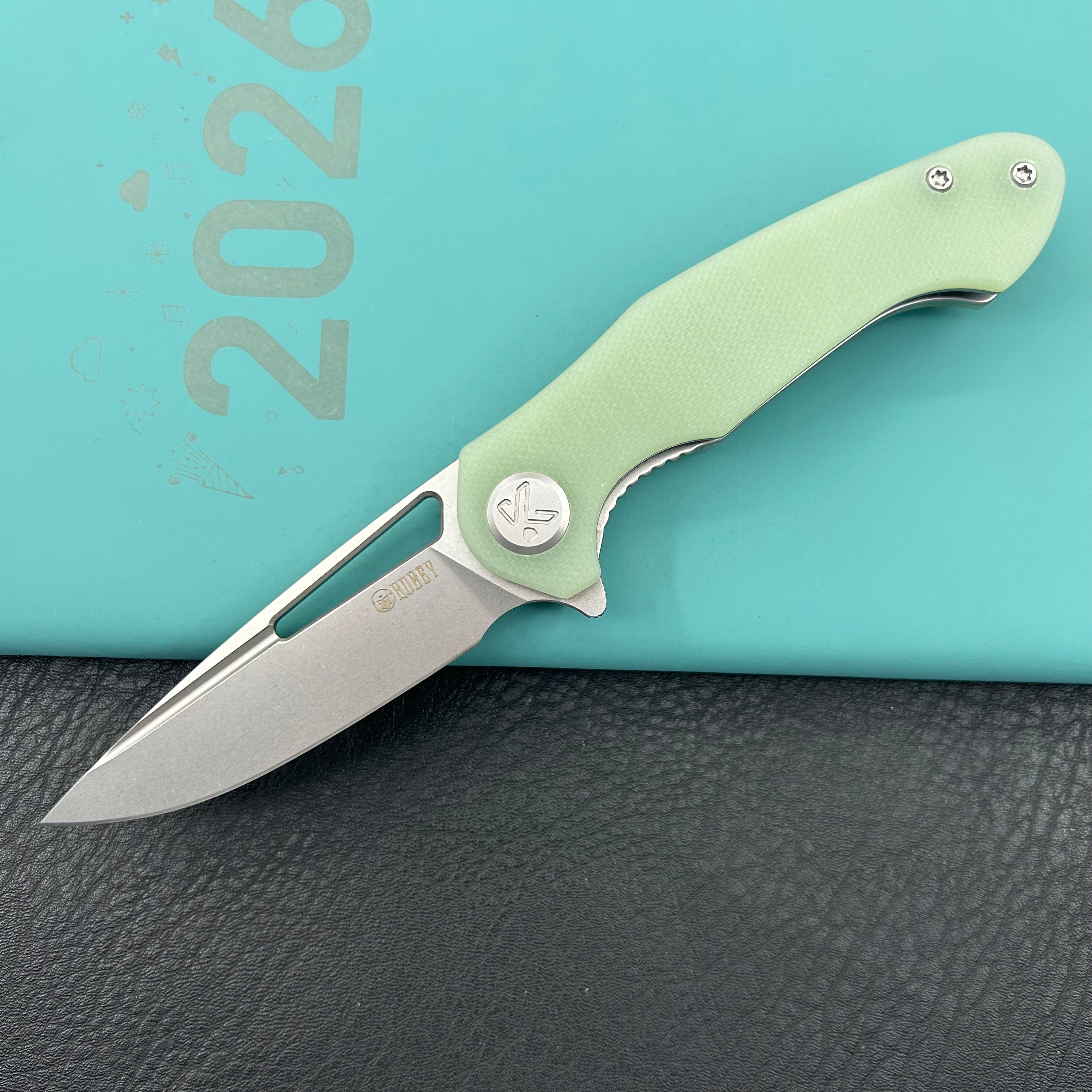 KUBEY Knife KU210I Dugu Linerlock Jade   14C28N Folding Knife