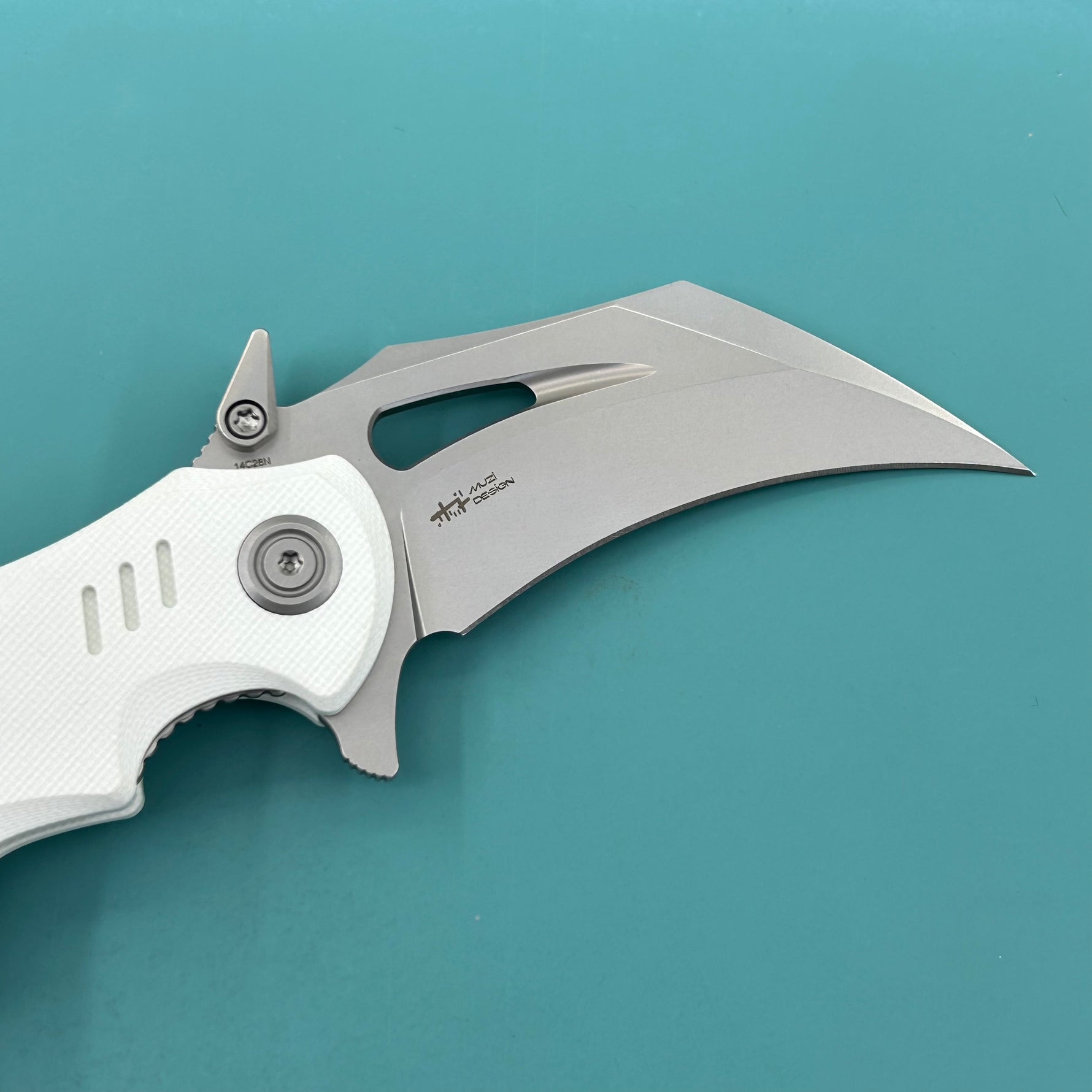 KUBEY  Knife KU262K Mini Wrath Linerlock White 14C28N Folding Knife