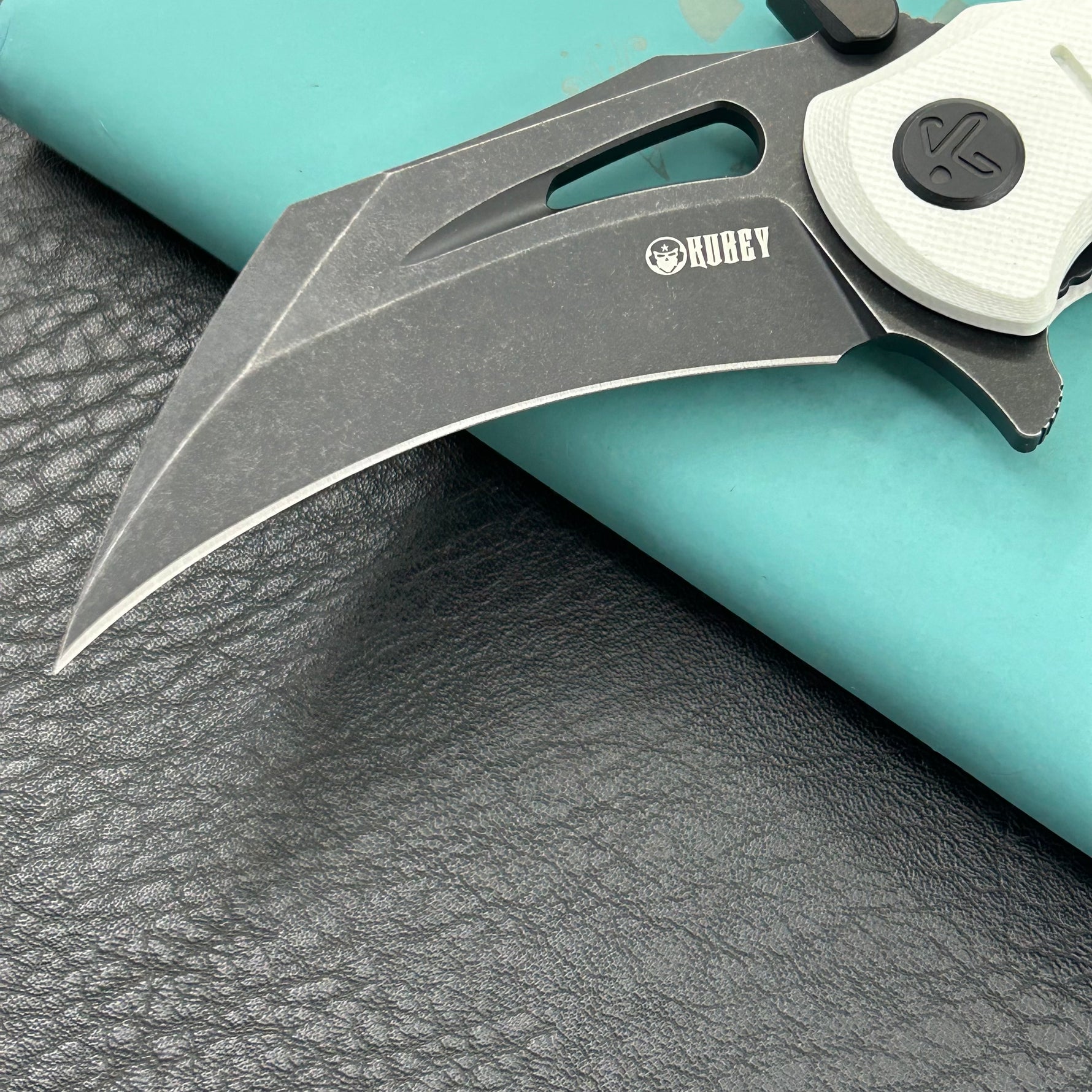 KUBEY  Knife KU262L Mini Wrath Linerlock Black White  14C28N Folding Knife