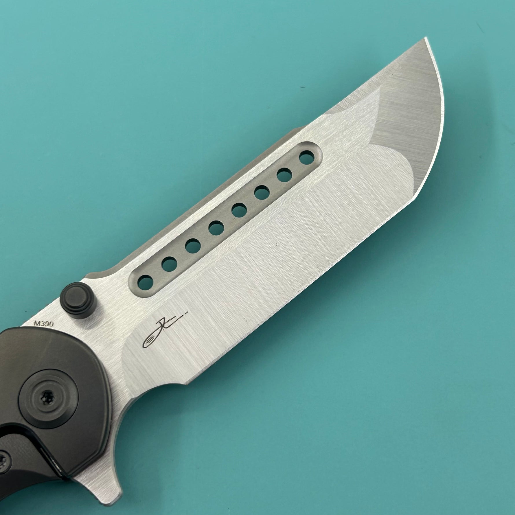 KB KNIVES KB436C Predator Folding Knife DLC Titanium with Zircuti  inlay Handle 3.46'' Belt Satin Bohler M390 Blade