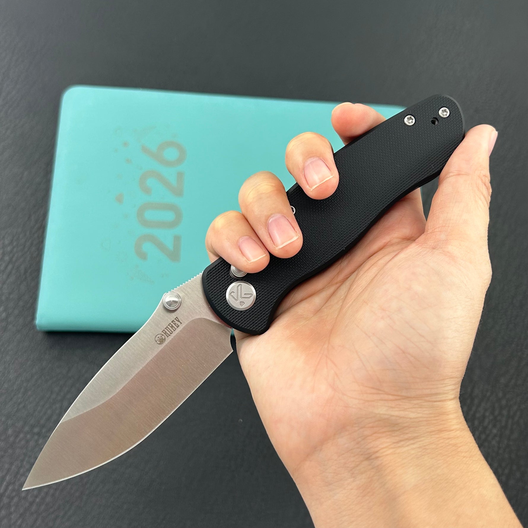 KUBEY Knife KU481A Pebble Crossbar Lock Black  14C28N Folding Knife
