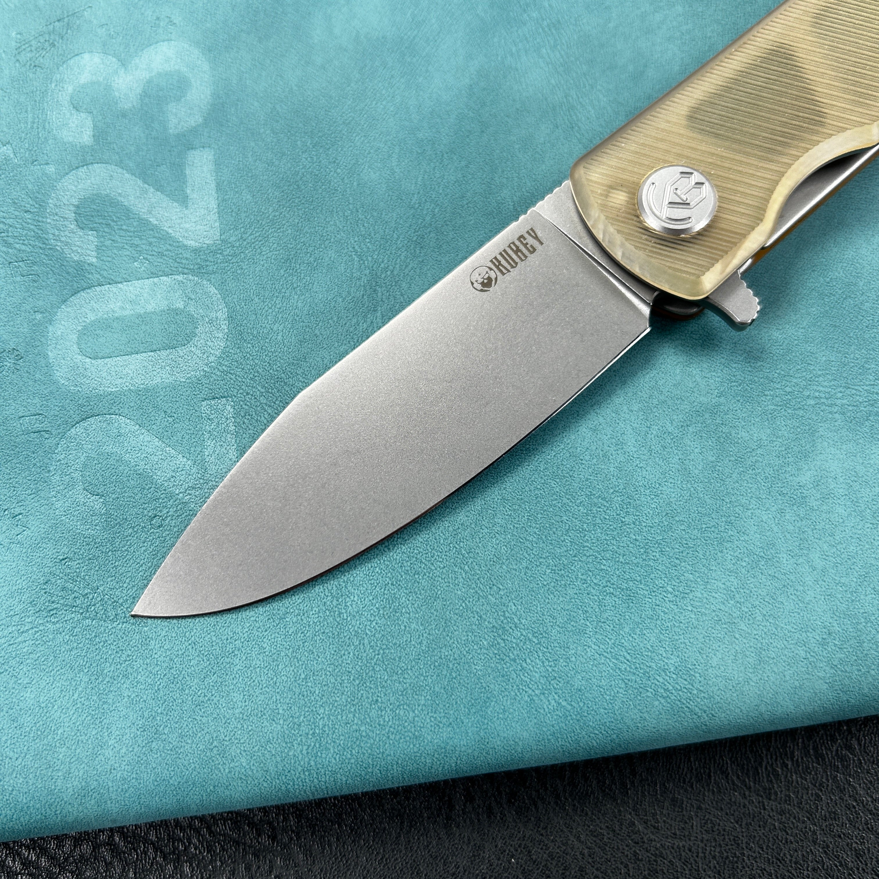 KUBEY KU371 NEO Outdoor Folding Pocket Knife  Ultem Handle 3.43" Beadblast AUS-10