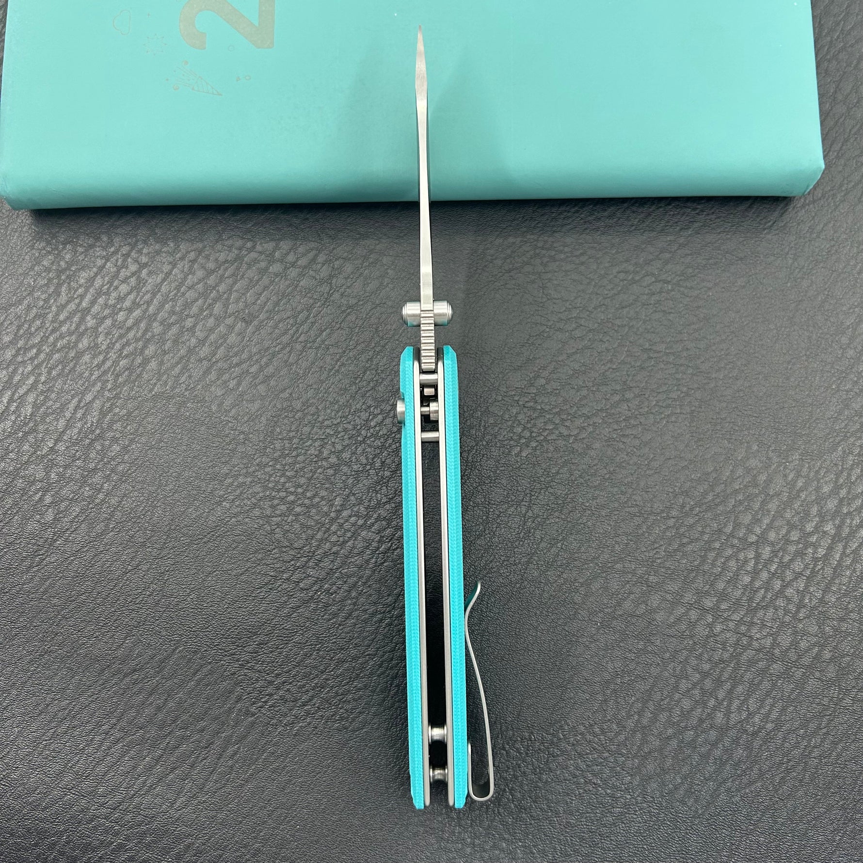 KUBEY Knife KU423B Pard Buttonlock Tiffany Blue  14C28N Folding Knife