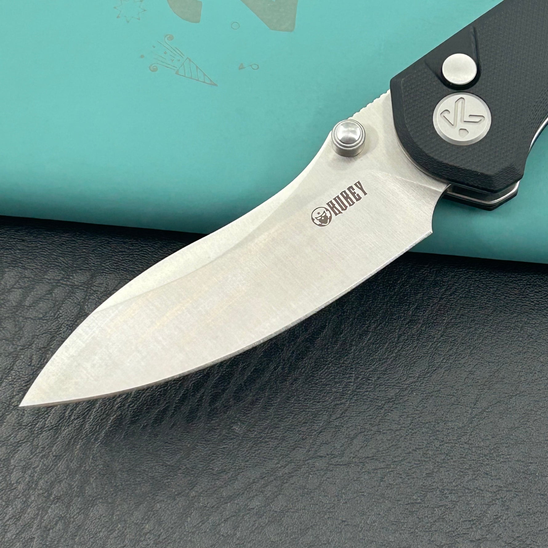 KUBEY Knife KU423A Pard Buttonlock Black 14C28N Folding Knife