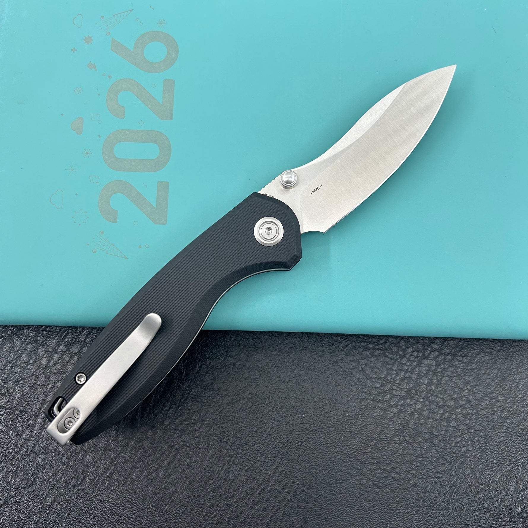KUBEY Knife KU423A Pard Buttonlock Black 14C28N Folding Knife