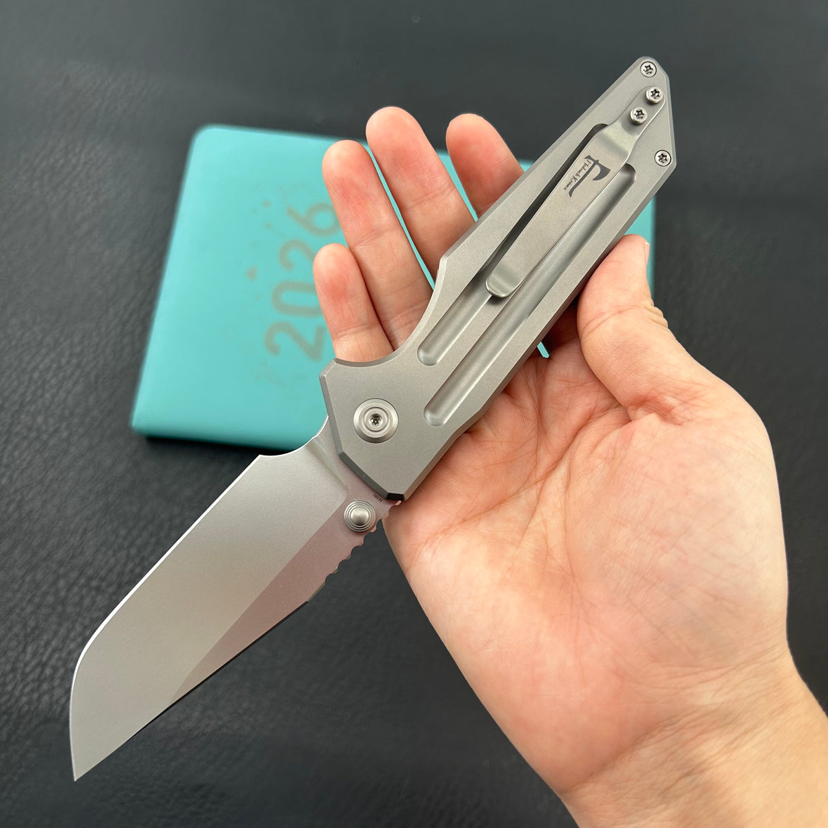 KB KNIVES KB462E Relentless Folding Knife Sandblasting Titanium Handle 3.46'' Silver Bead Blasting M390 Blade