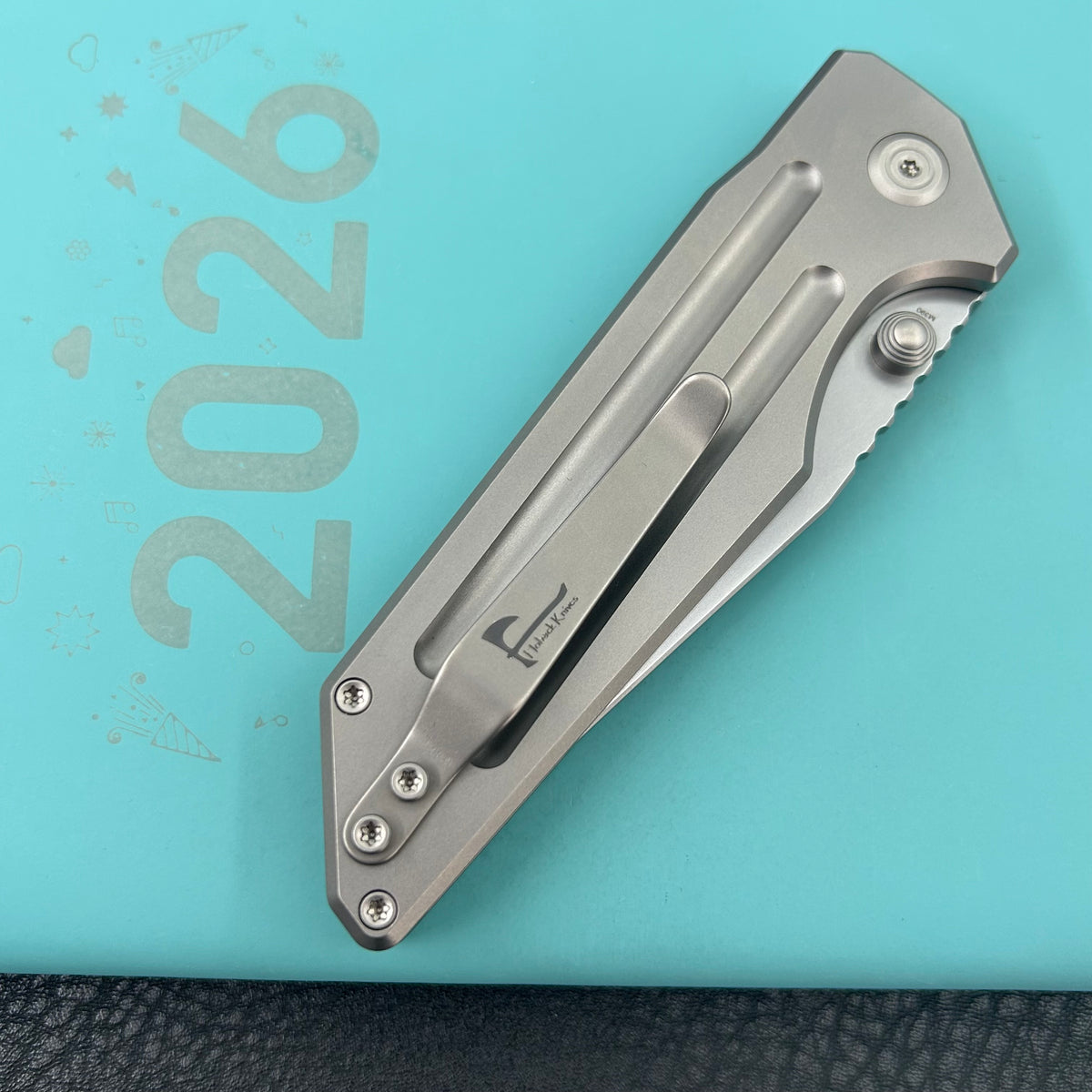 KB KNIVES KB462E Relentless Folding Knife Sandblasting Titanium Handle 3.46'' Silver Bead Blasting M390 Blade