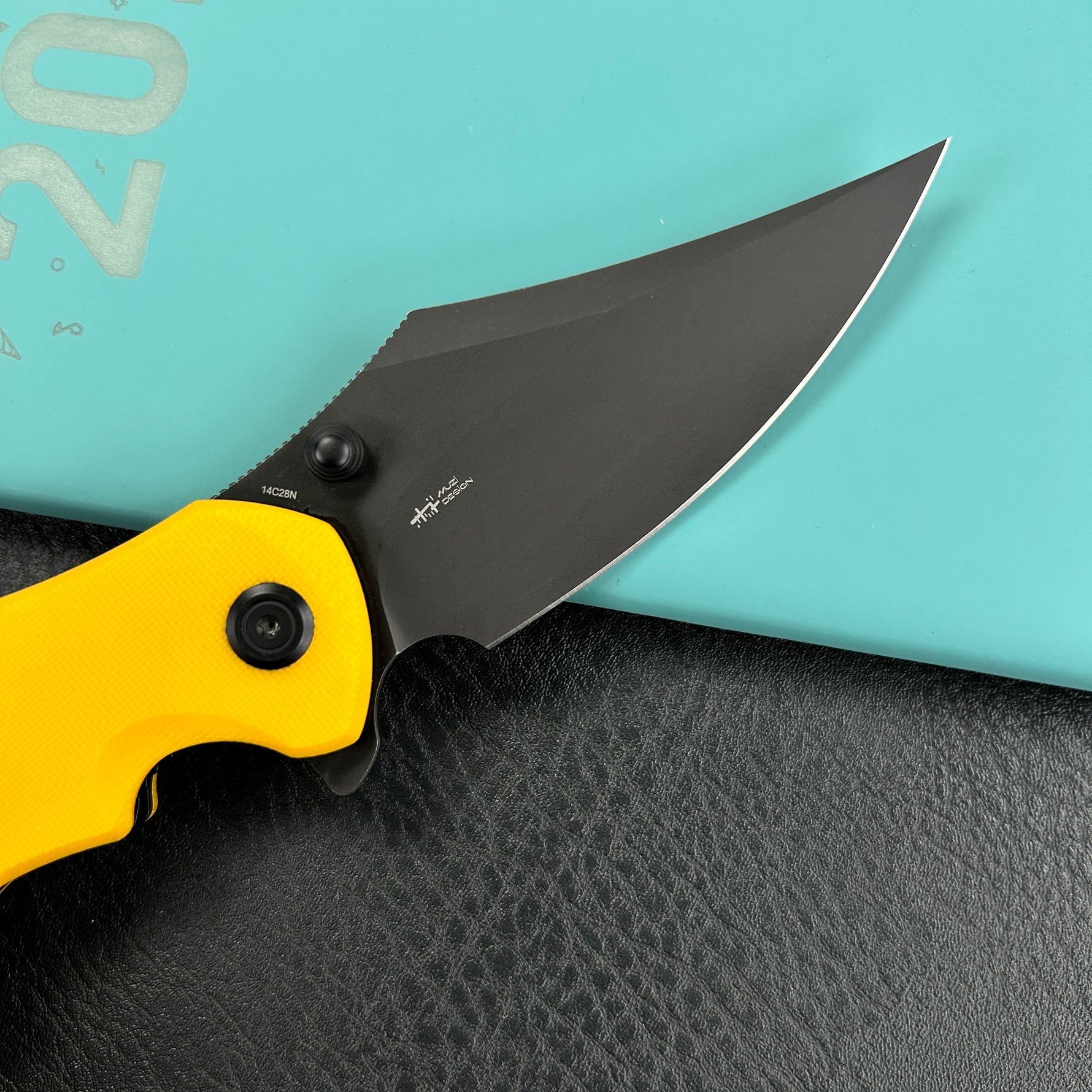 KUBEY knife KU181G Ceto Flipper Camping Folding Knife Yellow G-10 Handle 3.46" Blackwash 14C28N Blade