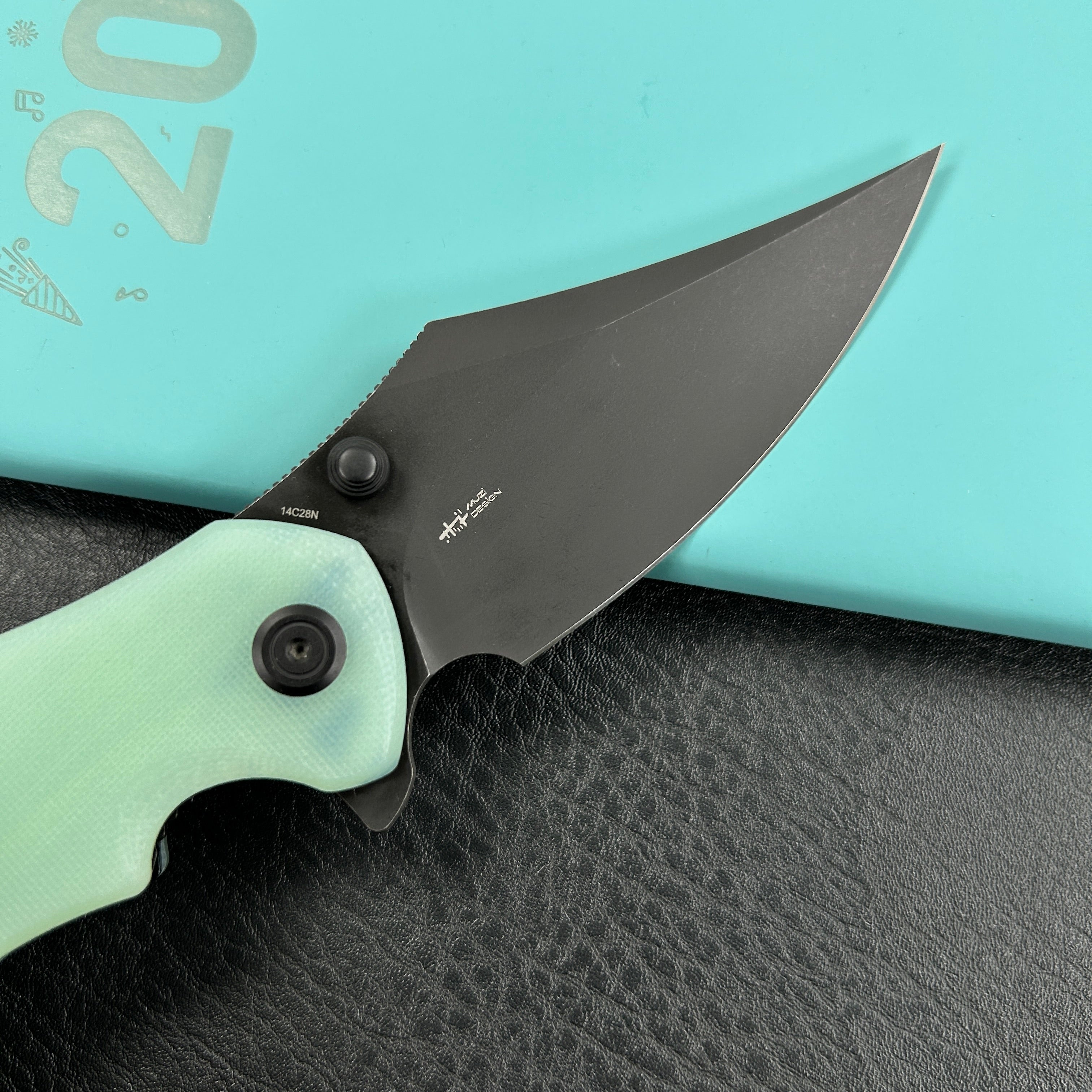 KUBEY KU181F Ceto Flipper Camping Folding Knife Jade G-10 Handle 3.46" Blackwash 14C28N Blade