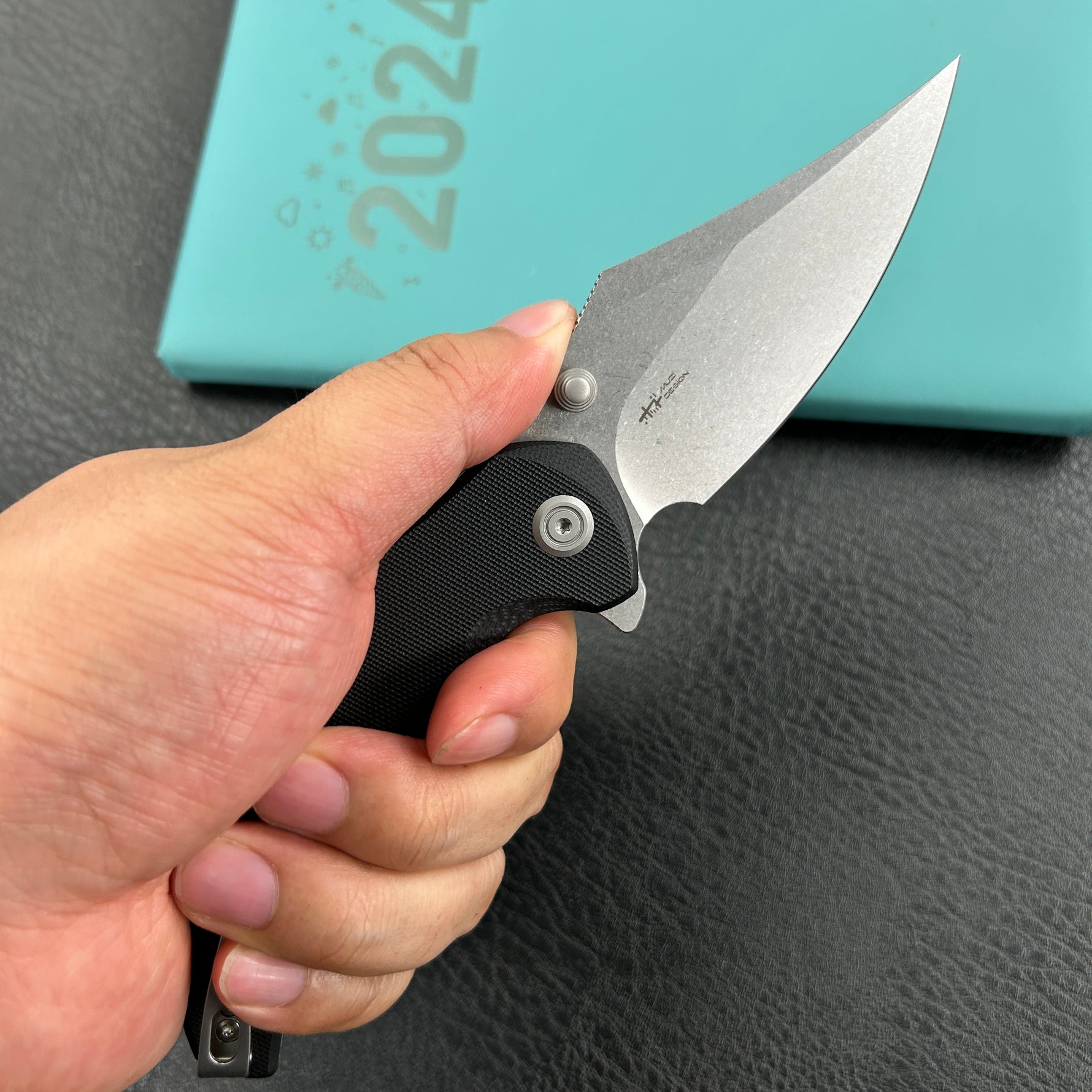 KUBEY KU181A Ceto Flipper Camping Folding Knife Black G-10 Handle 3.46" Stonewash 14C28N Blade
