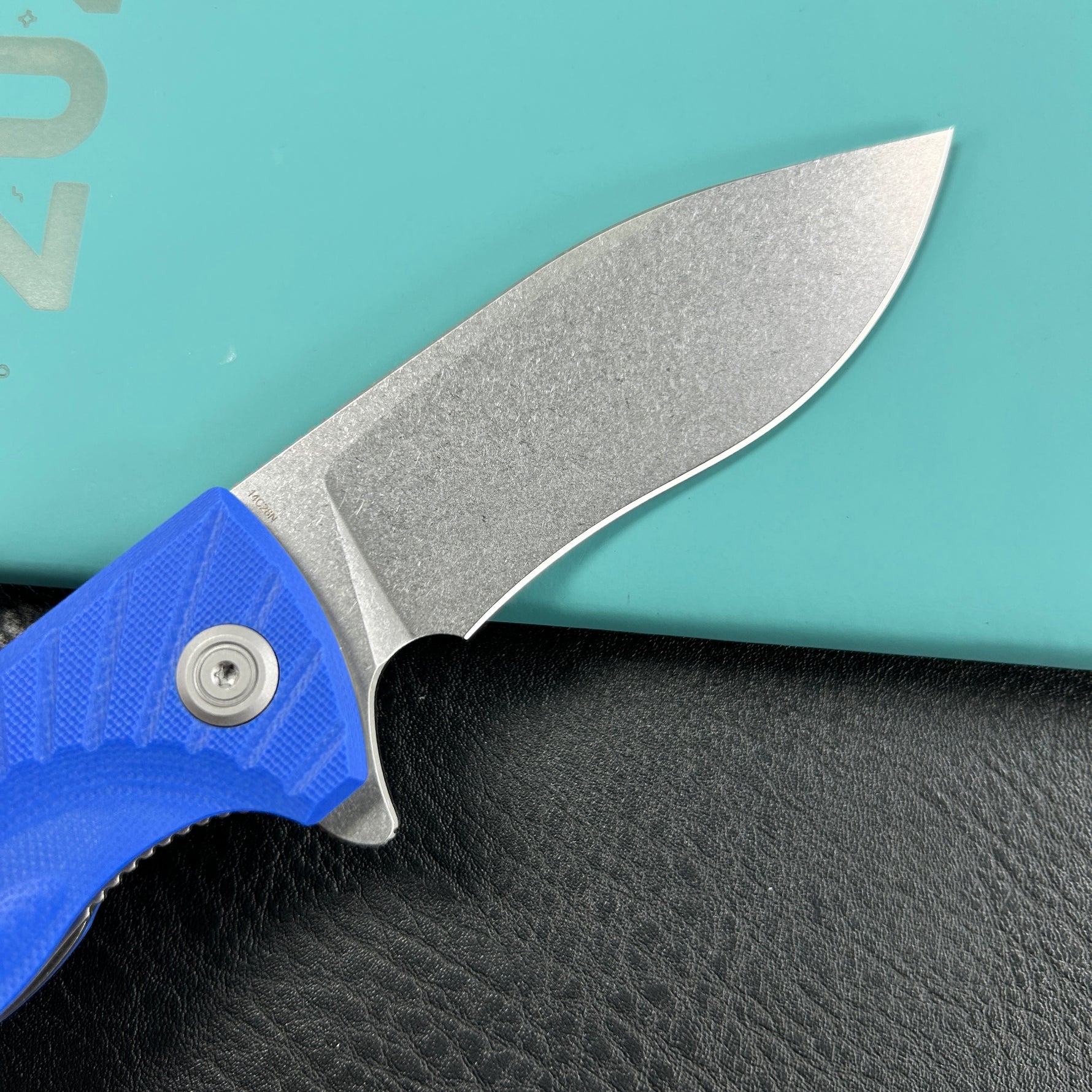 KUBEY knife KU208G  Timberwolf Flipper Outdoor Folding Knife Blue G-10 Handle 3.46" Stonewash 14C28N Blade