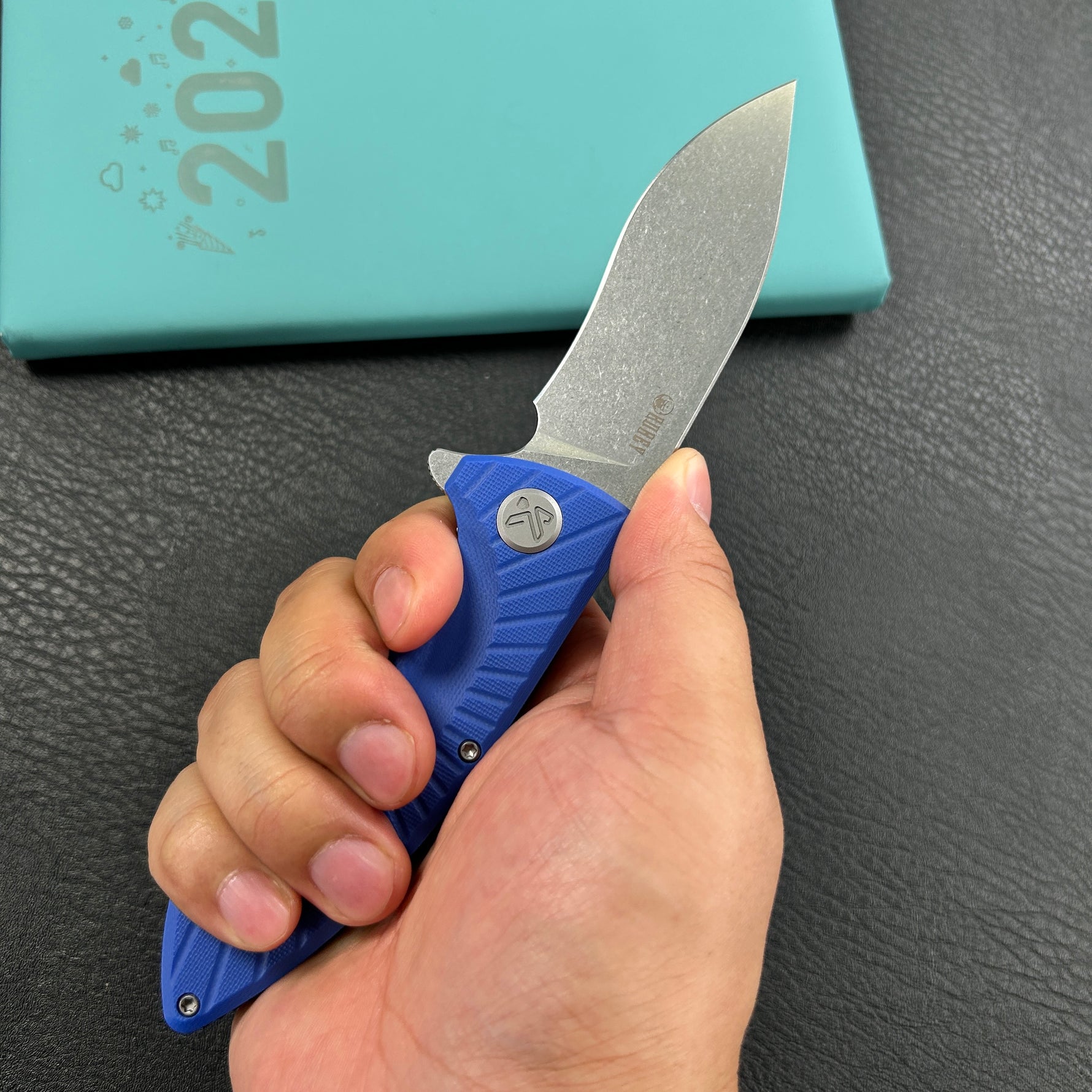 KUBEY knife KU208G  Timberwolf Flipper Outdoor Folding Knife Blue G-10 Handle 3.46" Stonewash 14C28N Blade
