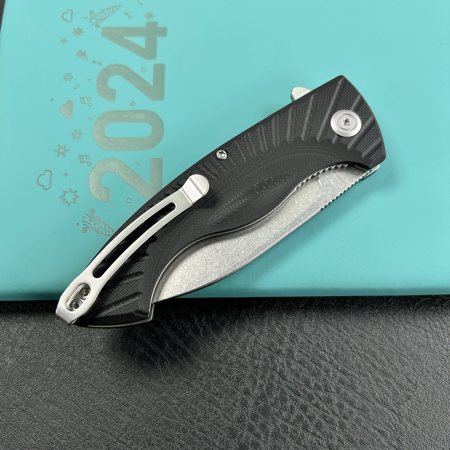 KUBEY KU208D Timberwolf Flipper Outdoor Folding Knife Black G-10 Handle 3.46" Stonewash 14C28N Blade
