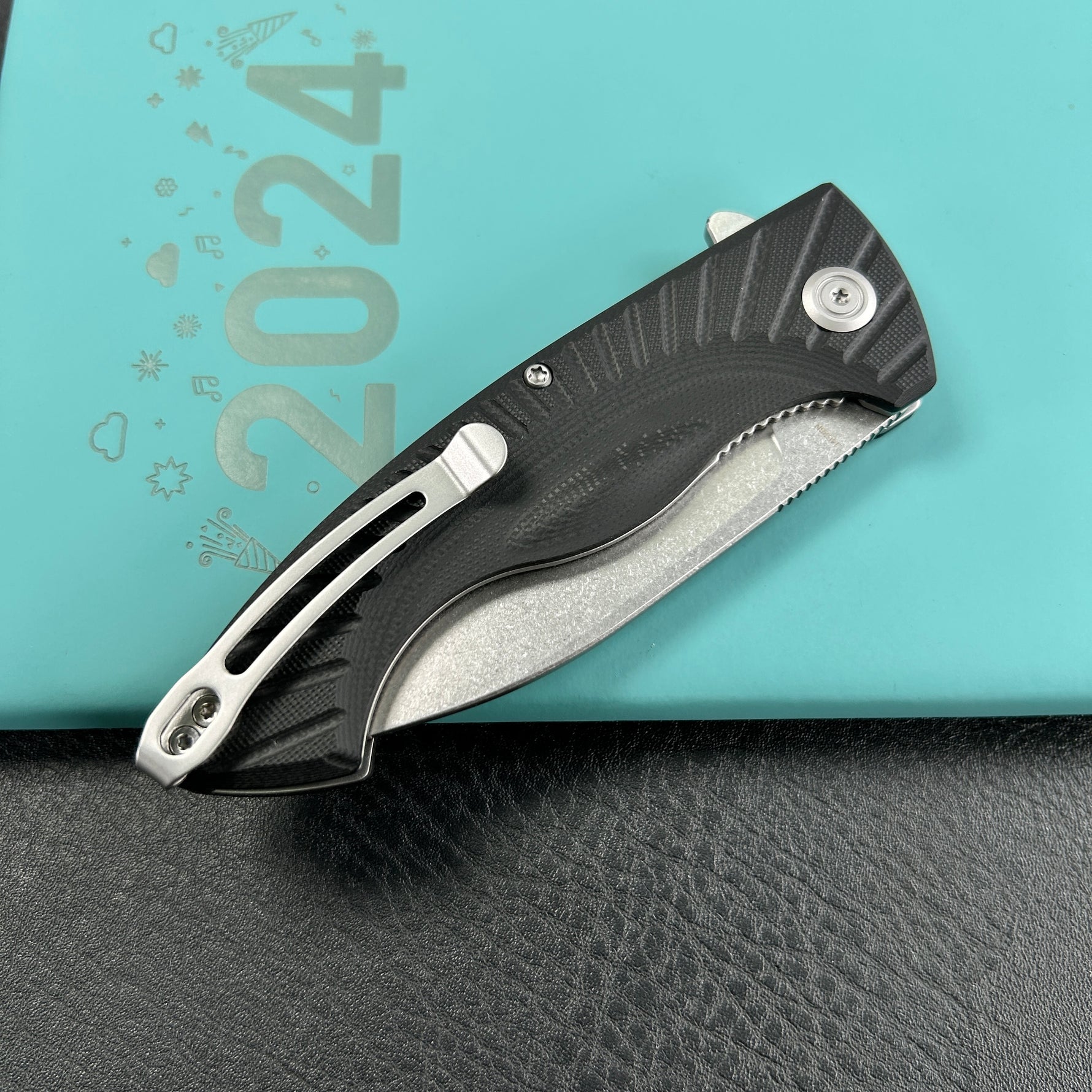 KUBEY KU208D Timberwolf Flipper Outdoor Folding Knife Black G-10 Handle 3.46" Stonewash 14C28N Blade
