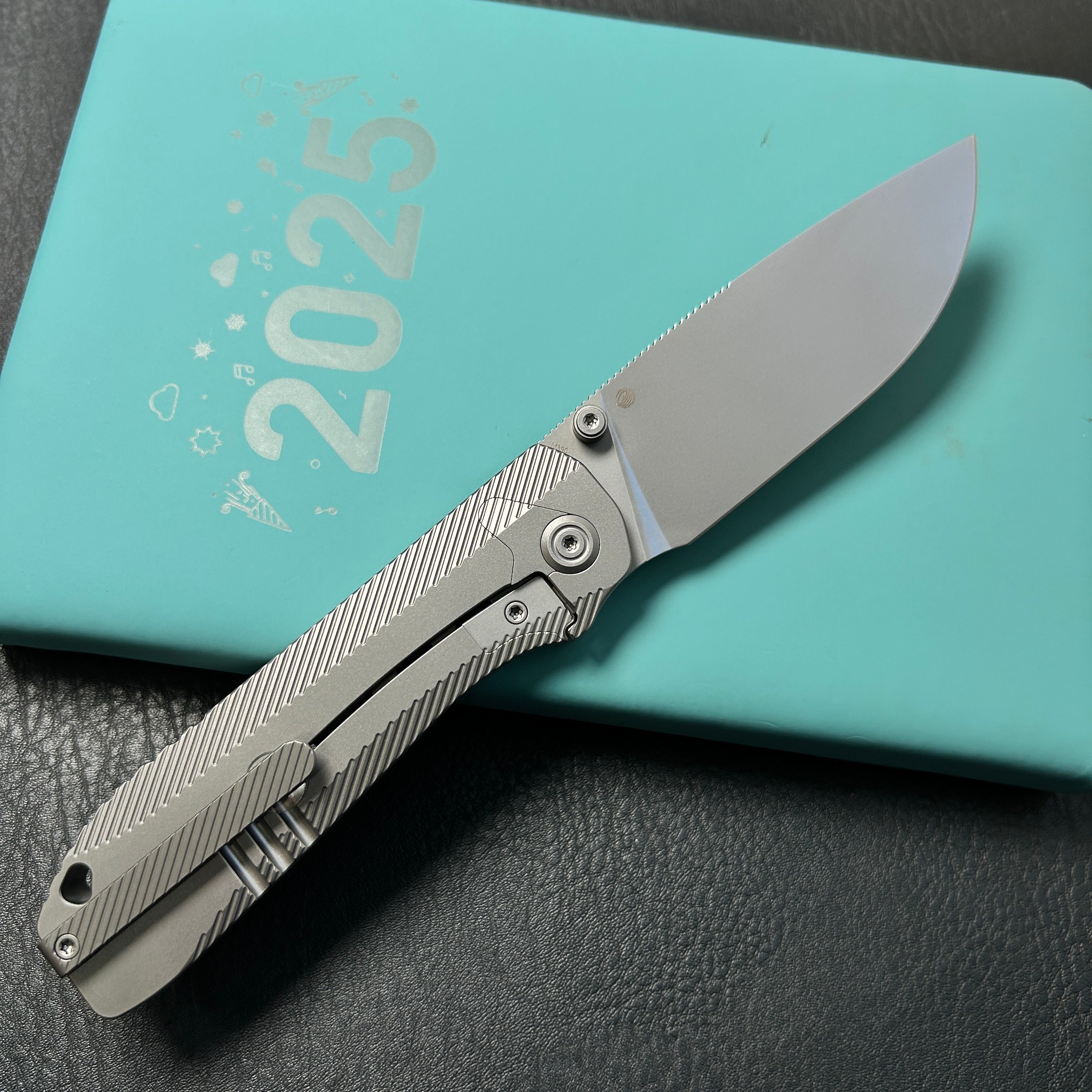 KB knives  KB470A Zephyr Tactical Folding Knife Grey Integral Titanium Handle 4.65" Silver Beadblast M390