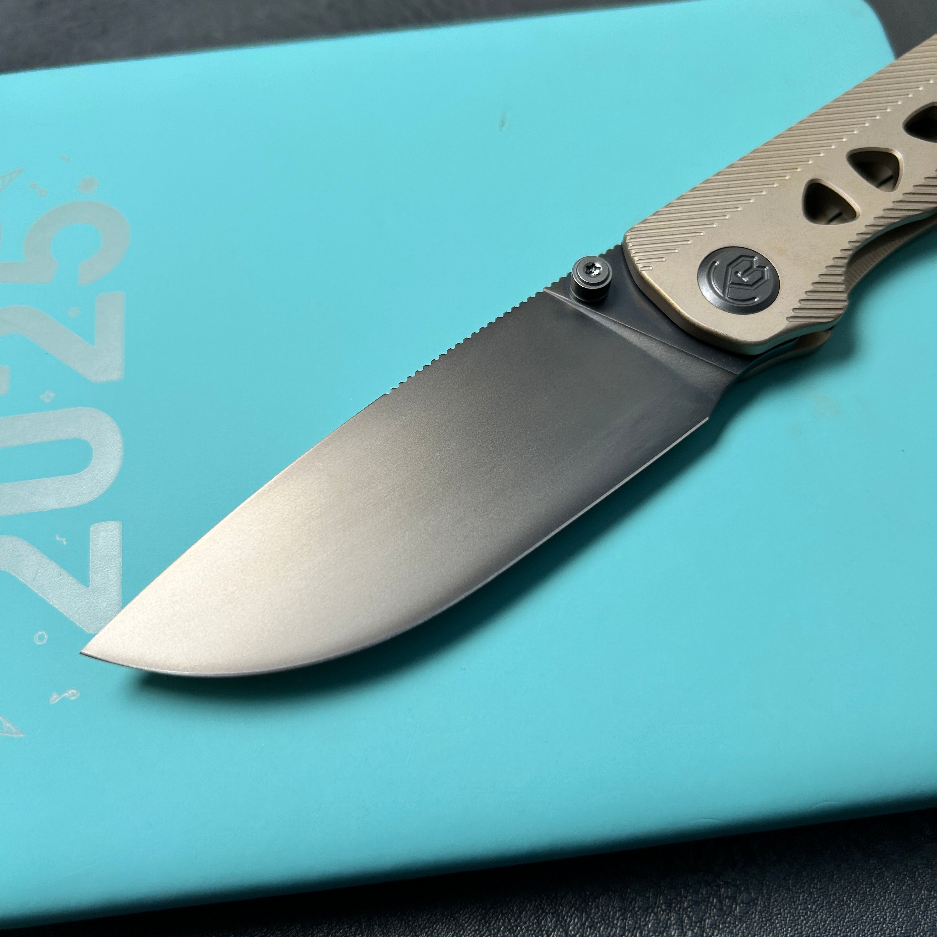 KB knives KB470B Zephyr Tactical Folding Knife Bronze Ano Integral Titanium Handle 4.65" Regular DLC M390