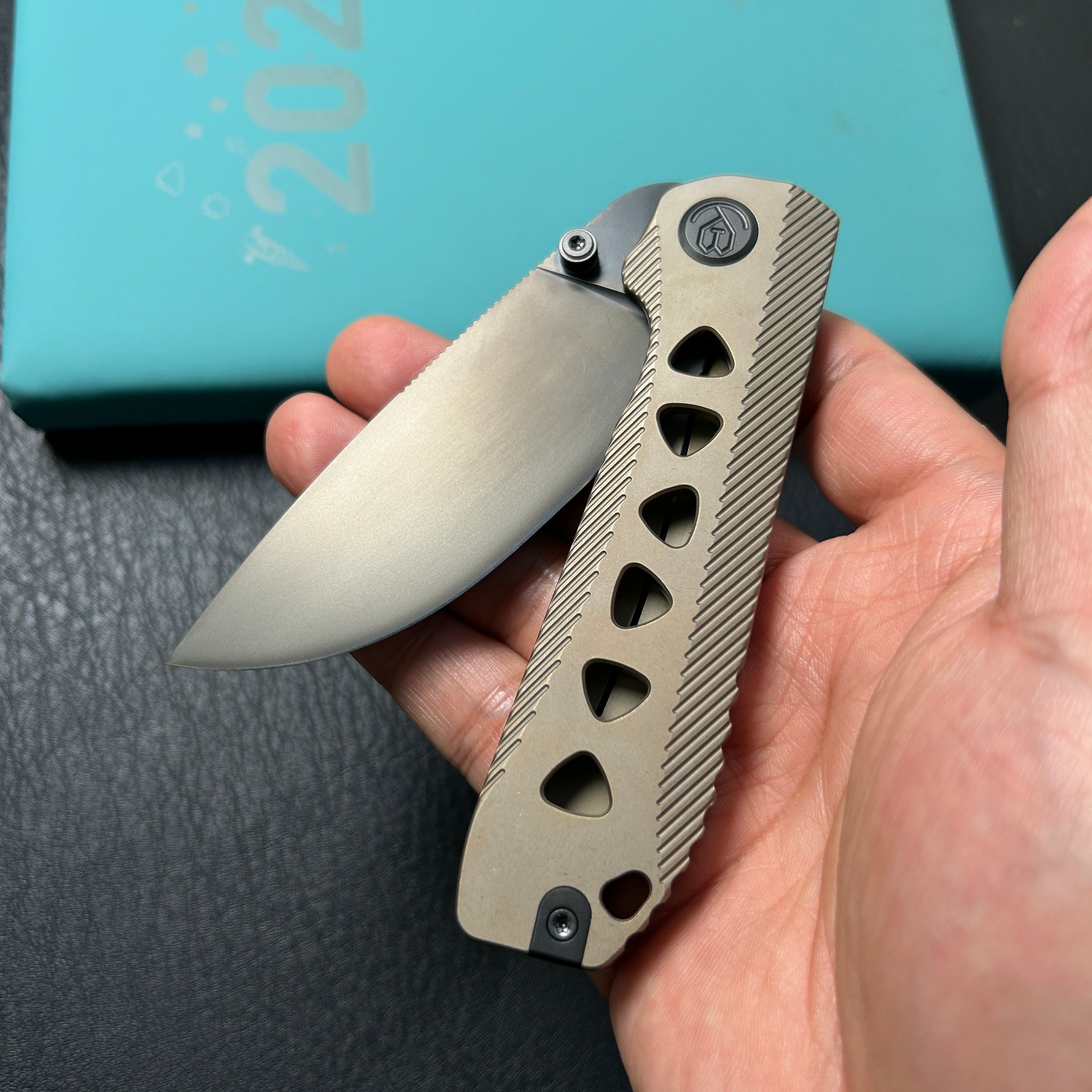 KB knives KB470B Zephyr Tactical Folding Knife Bronze Ano Integral Titanium Handle 4.65" Regular DLC M390