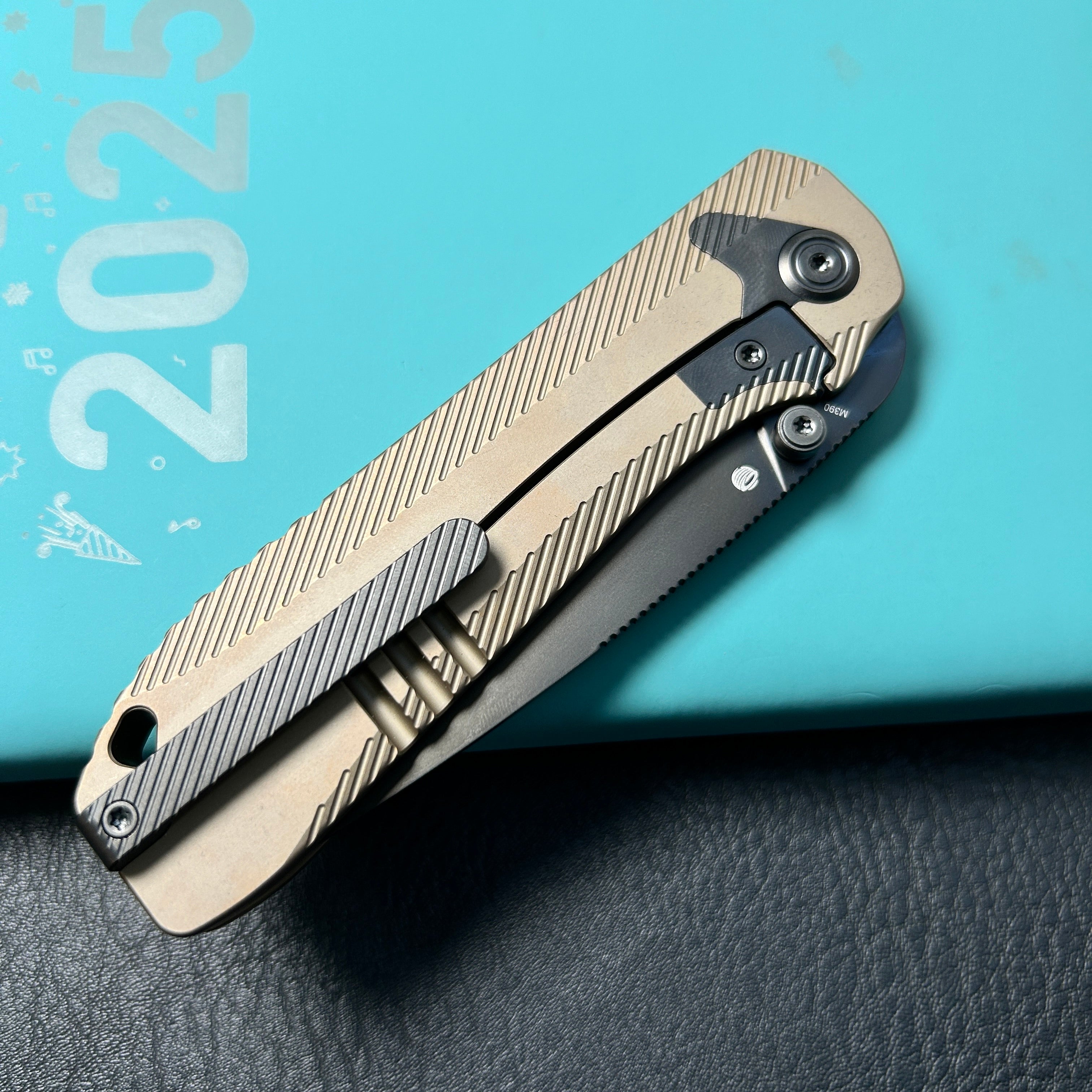 KB knives KB470B Zephyr Tactical Folding Knife Bronze Ano Integral Titanium Handle 4.65" Regular DLC M390