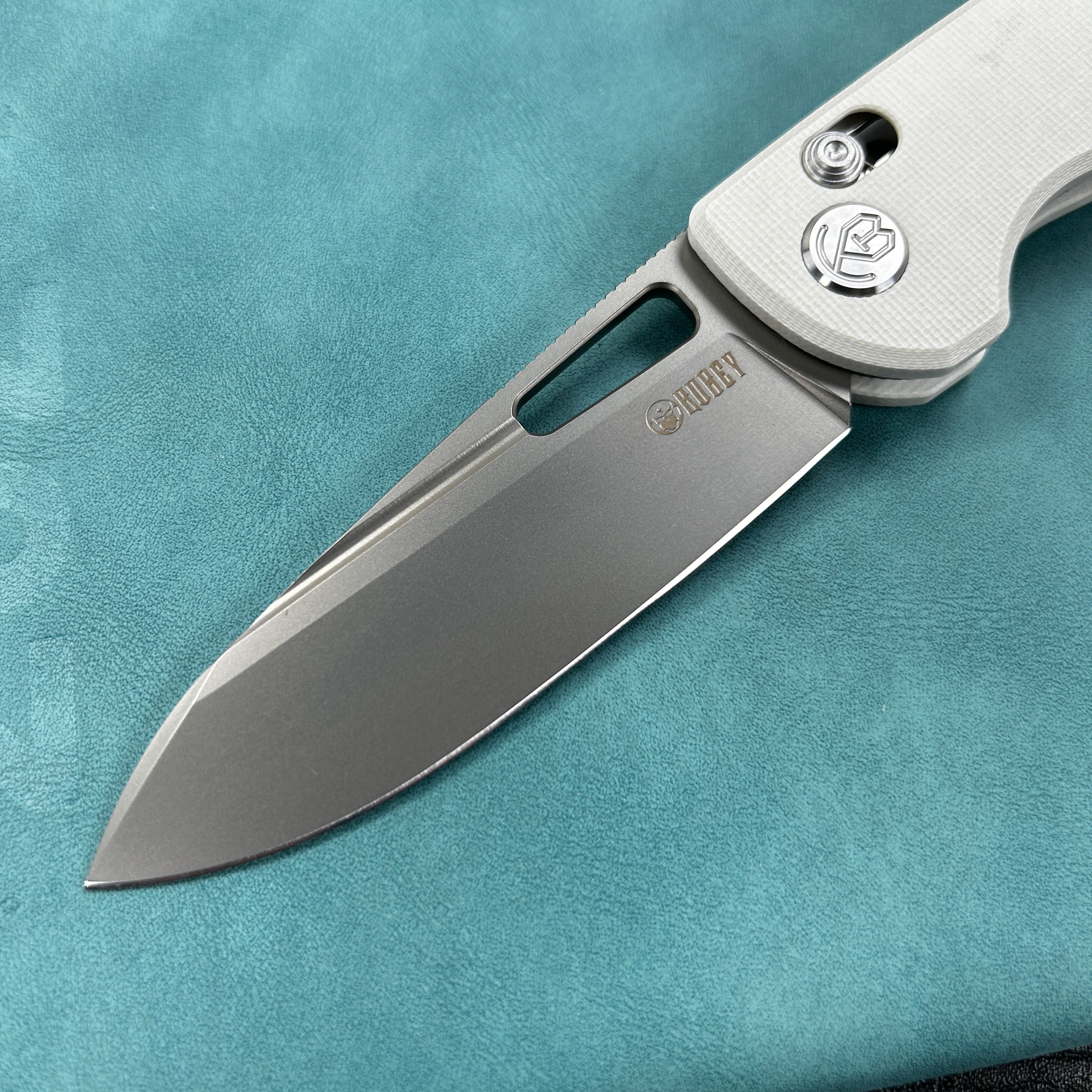 KUBEY KU248C Bluff Axis lock Folding Knife White G10 Handle Sandblast 14C28N