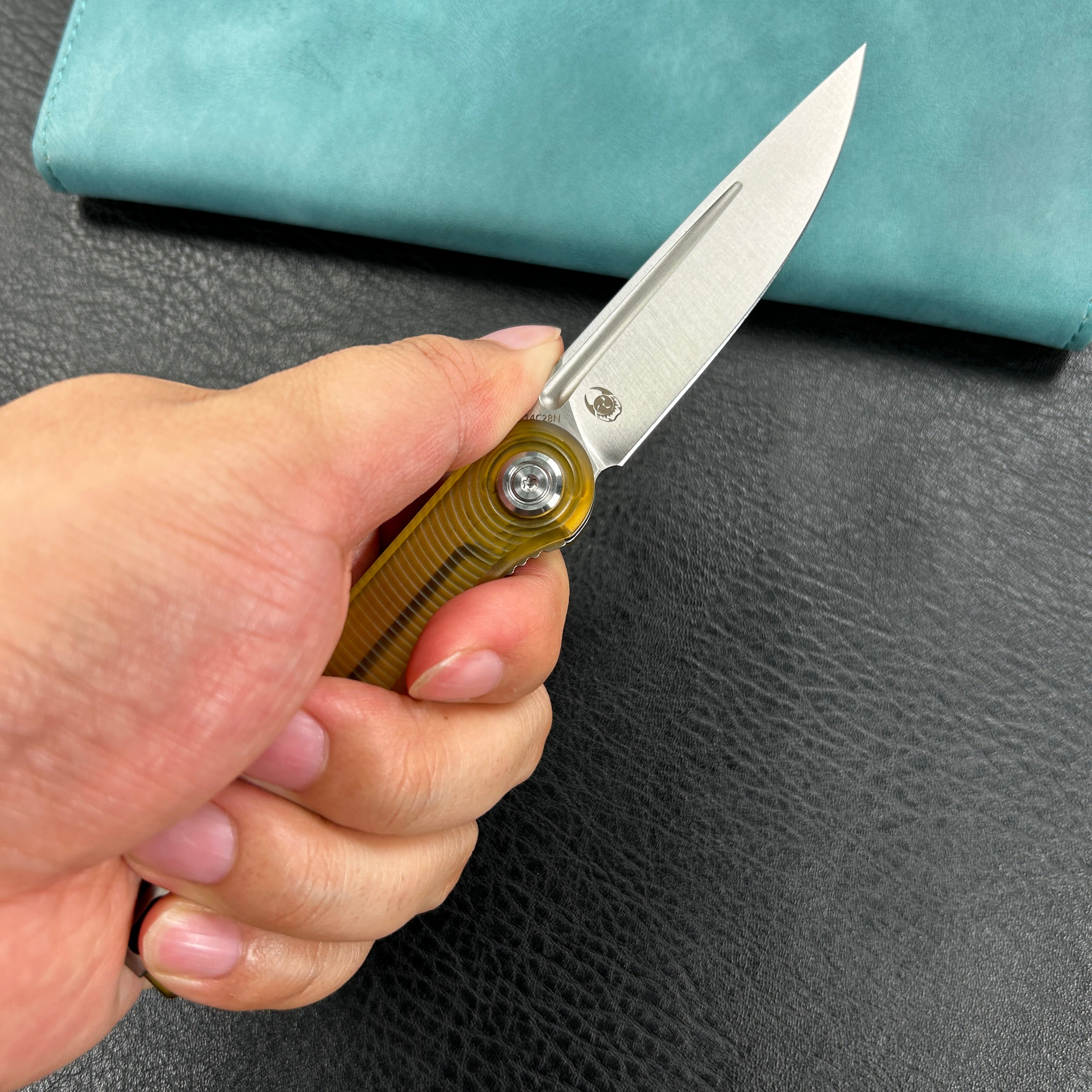 KUBEY KU2101G  Mizo Liner Lock Front Flipper Folding Knife Ultem  Handle 3.15" Satin 14C28N