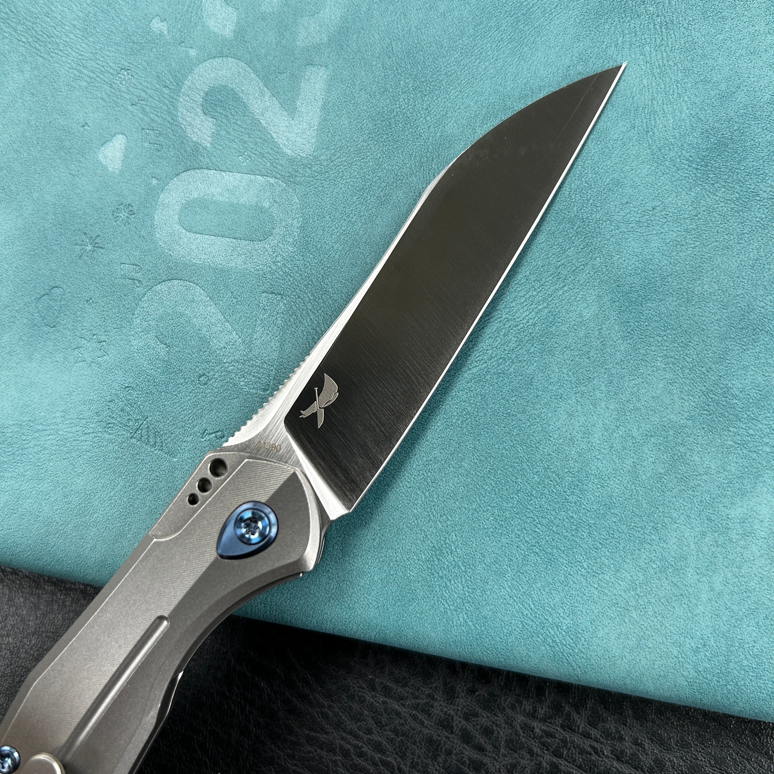 KUBEY KB299C  Barracuda Liner Lock Front Flipper Folding Knife Titanium Handle 3.38" Hand Polished Satin M390