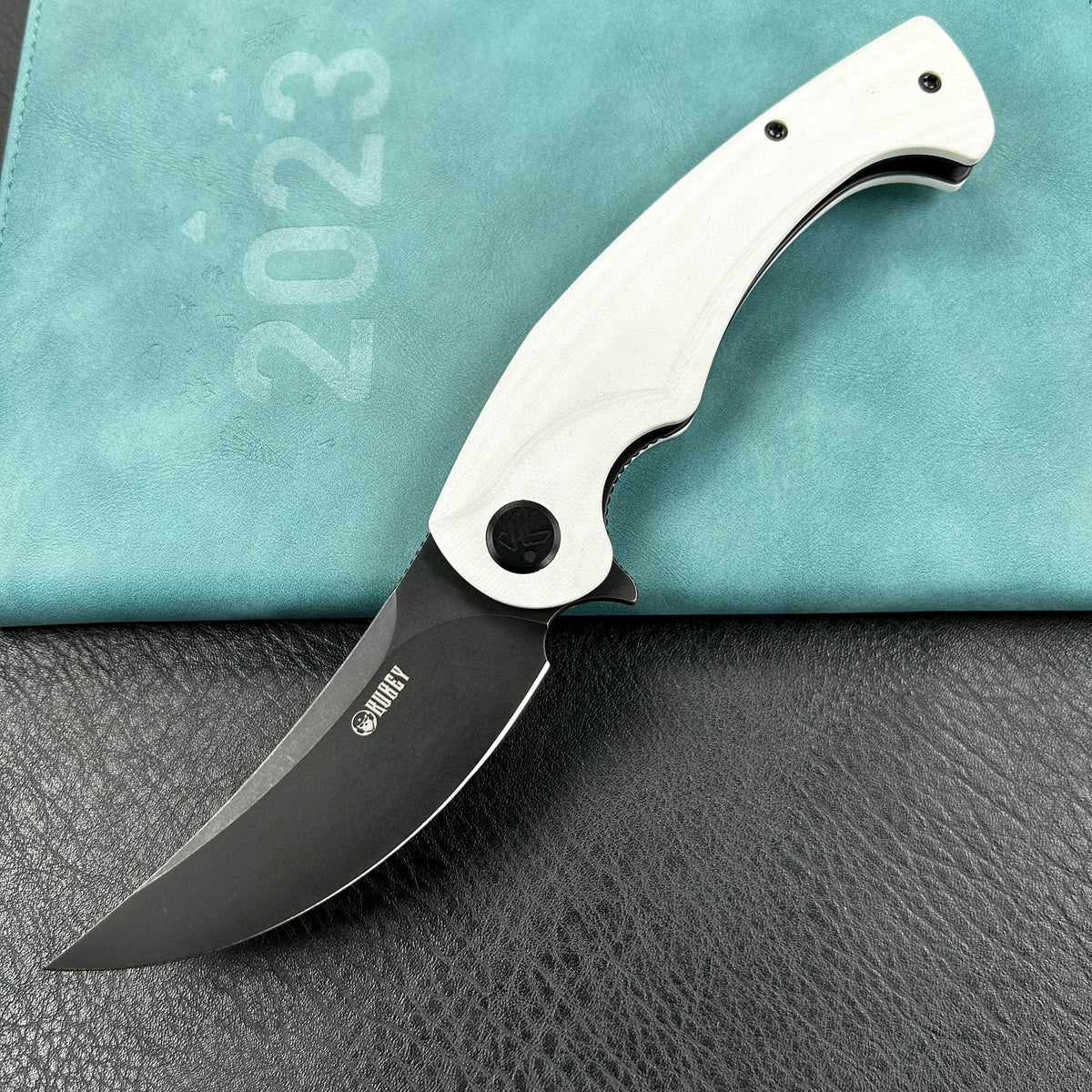 KUBEY KU173D Scimitar Liner Lock Folding Knife White G10 Handle 3.46" Blackwash AUS-10