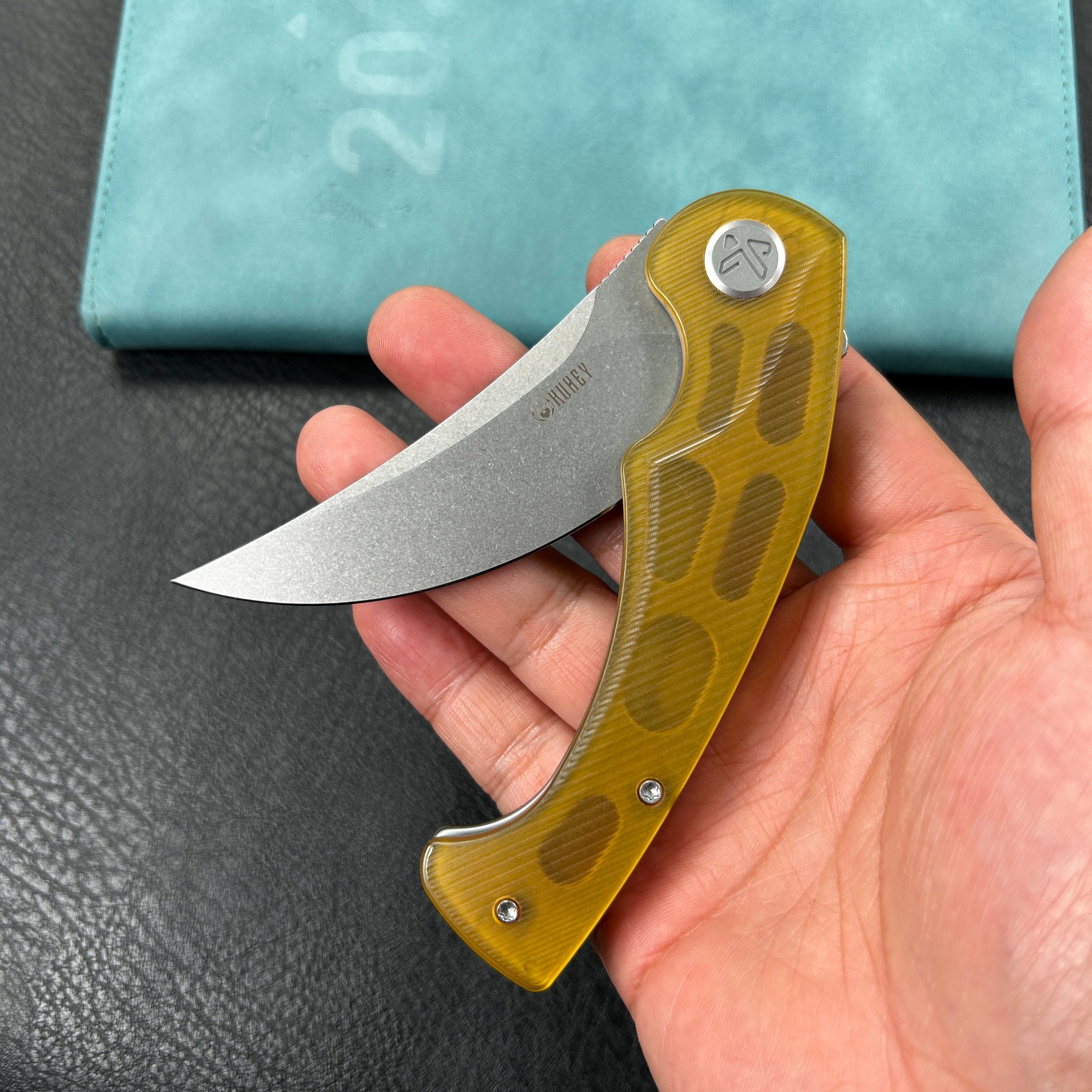 KUBEY KU173A Scimitar Liner Lock Folding Knife Ultem Handle 3.46" Blasted Stonewashed AUS-10