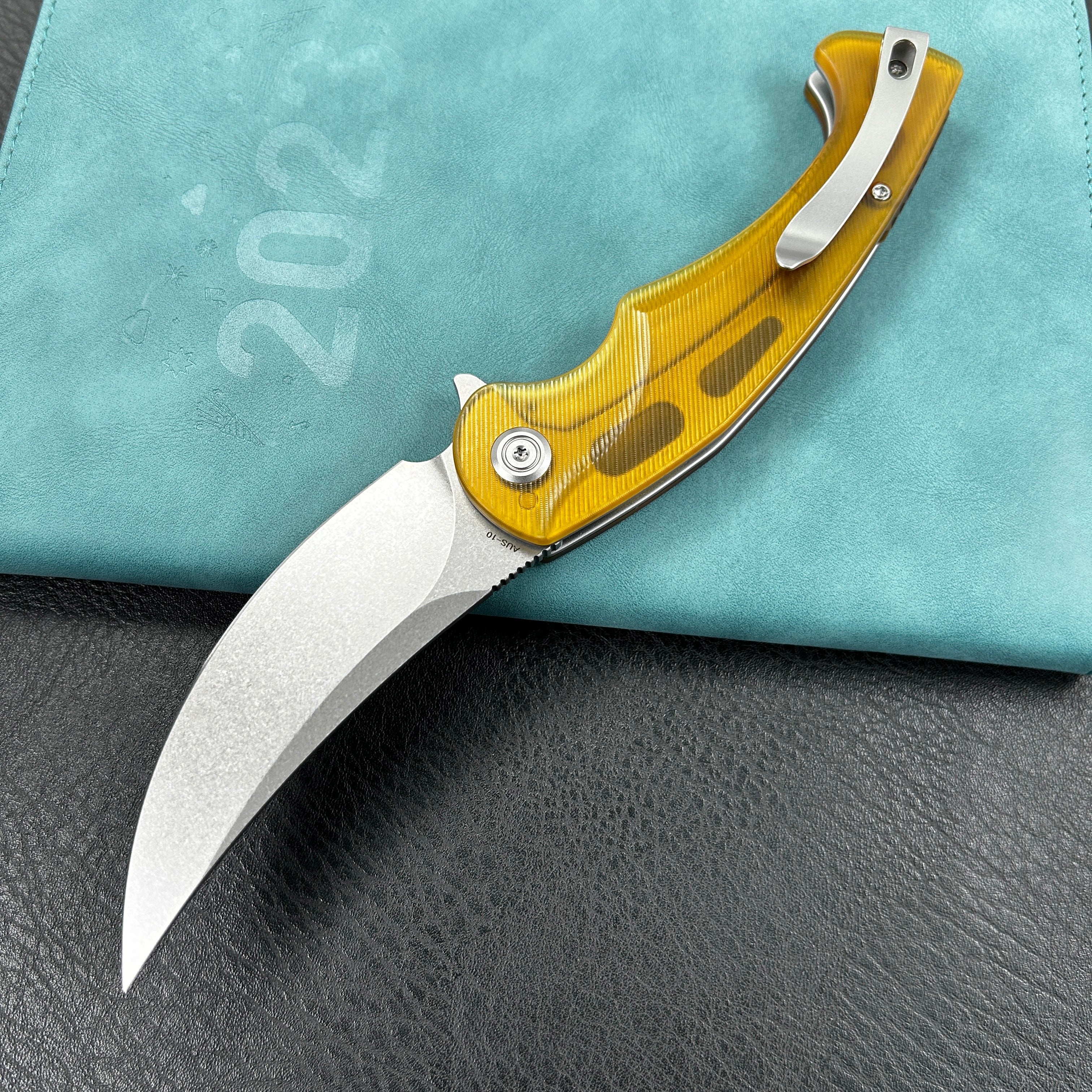 KUBEY KU173A Scimitar Liner Lock Folding Knife Ultem Handle 3.46" Blasted Stonewashed AUS-10