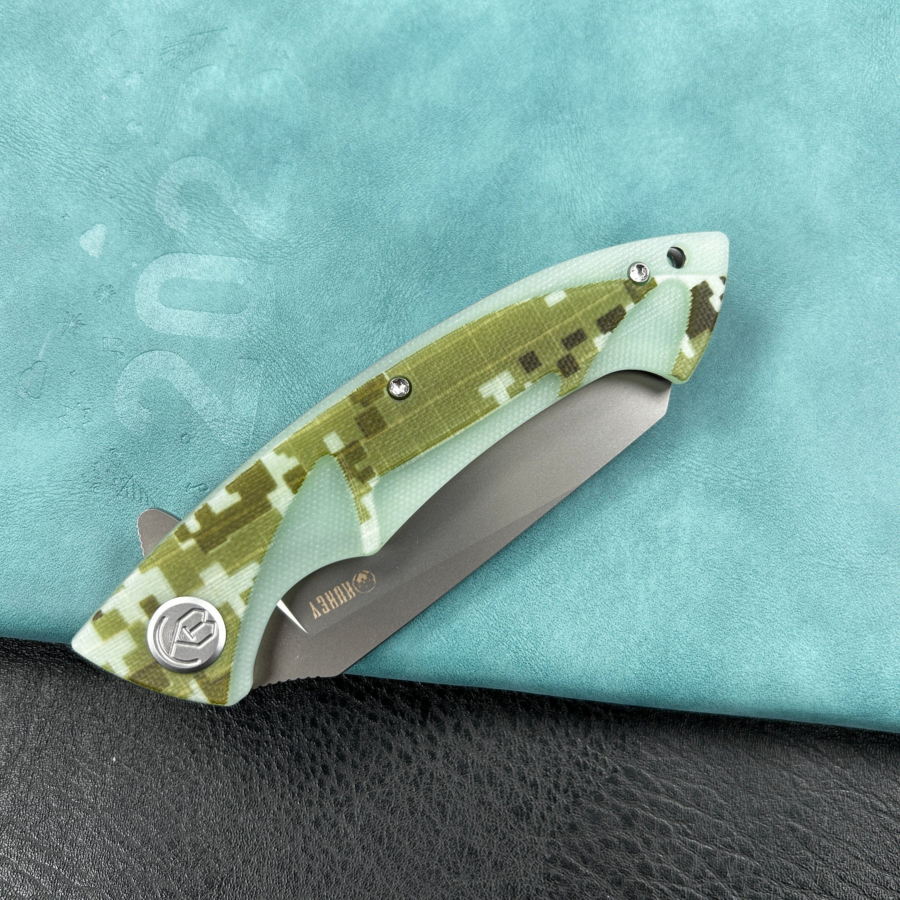 KUBEY KU212J Anteater Liner Lock Folding Knife Camo G10 Handle 3.5" Sandblast 14C28N