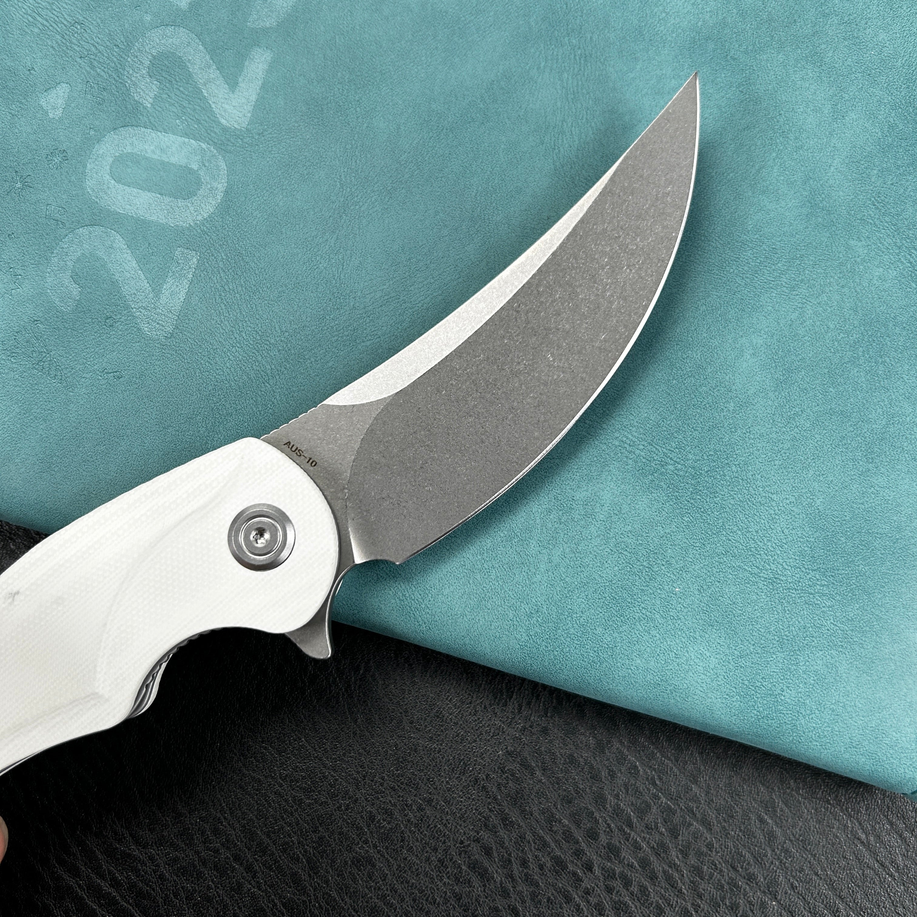 KUBEY KU173C Scimitar Liner Lock Folding Knife White G10 Handle 3.46" Bead Blast AUS-10