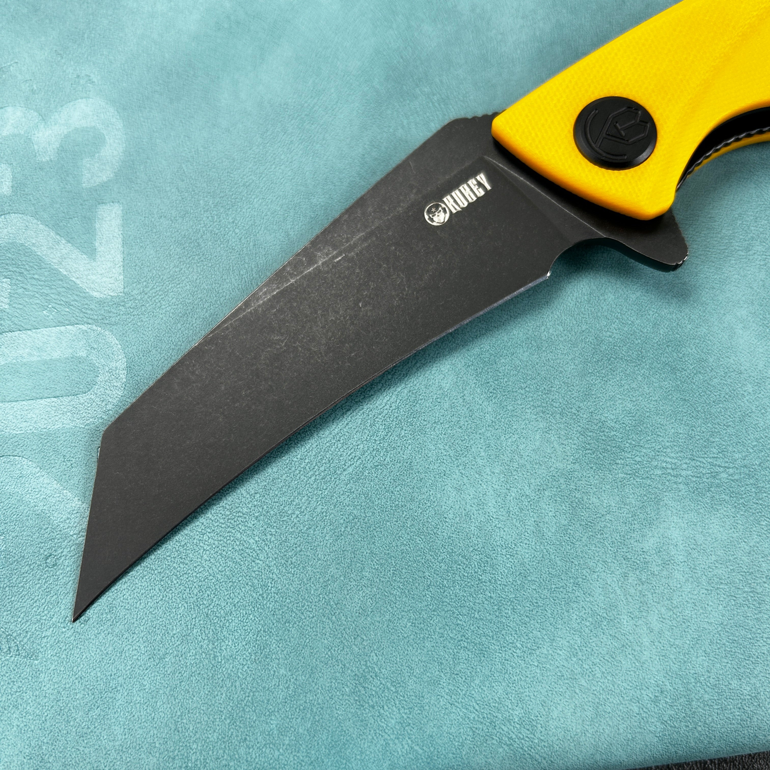 KUBEY KU212E  Anteater Liner Lock Folding Knife Yellow G10 Handle 3.5" Blackwash 14C28N