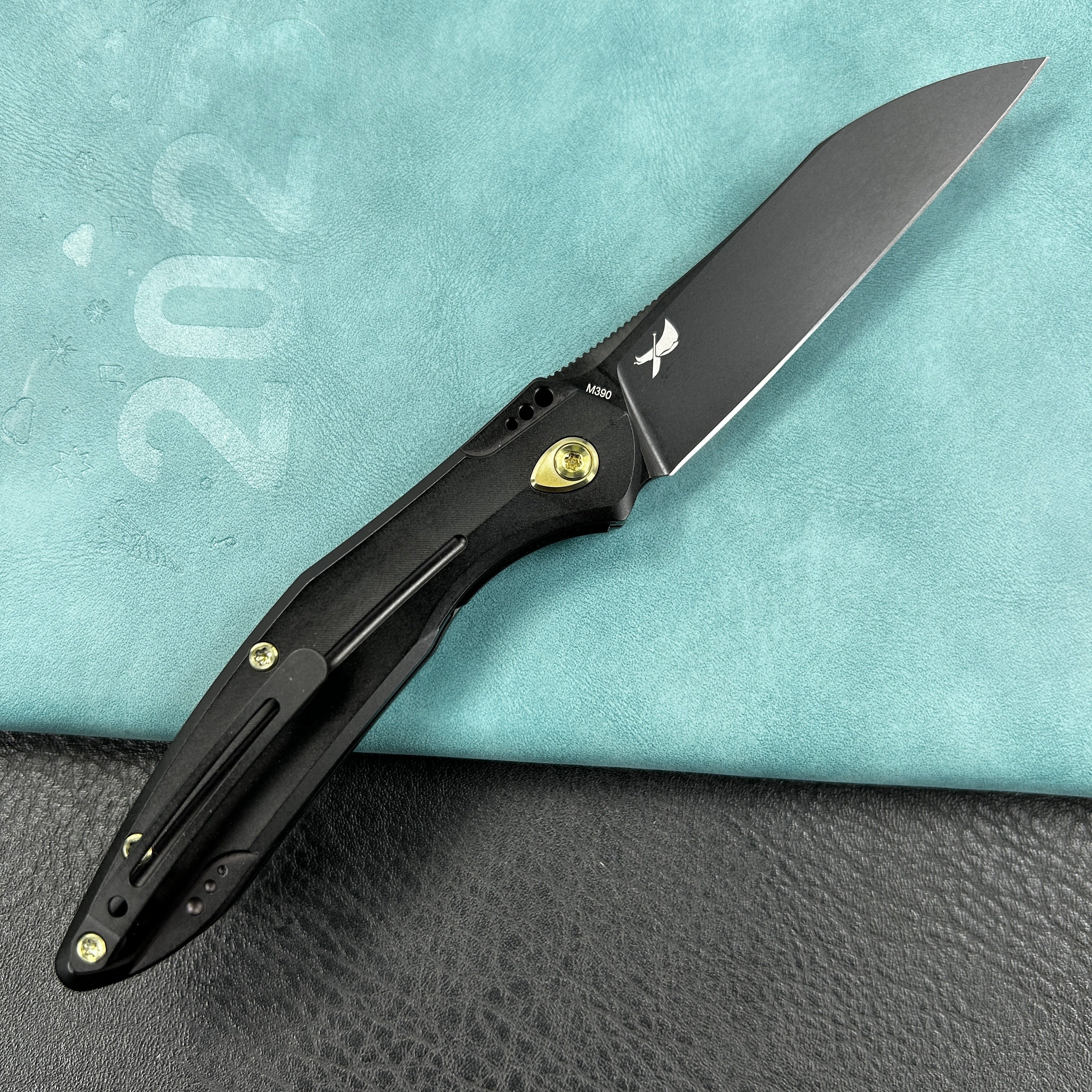 KUBEY KB299B Barracuda Liner Lock Front Flipper Folding Knife Titanium Handle 3.3" Black coated M390