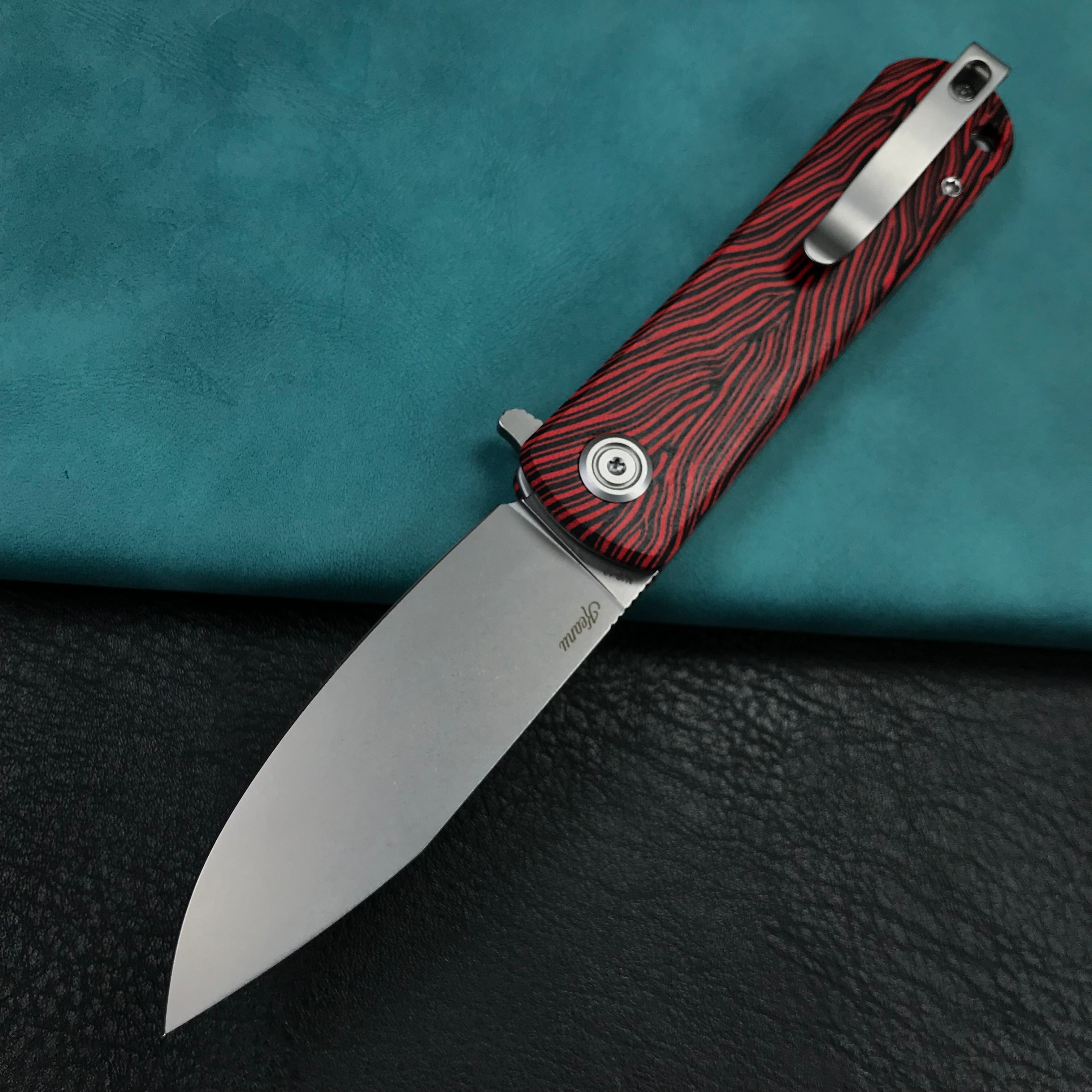 KUBEY KU371E NEO Outdoor Folding Pocket Knife Red black Damascus G10 Handle 3.43" Beadblast AUS-10