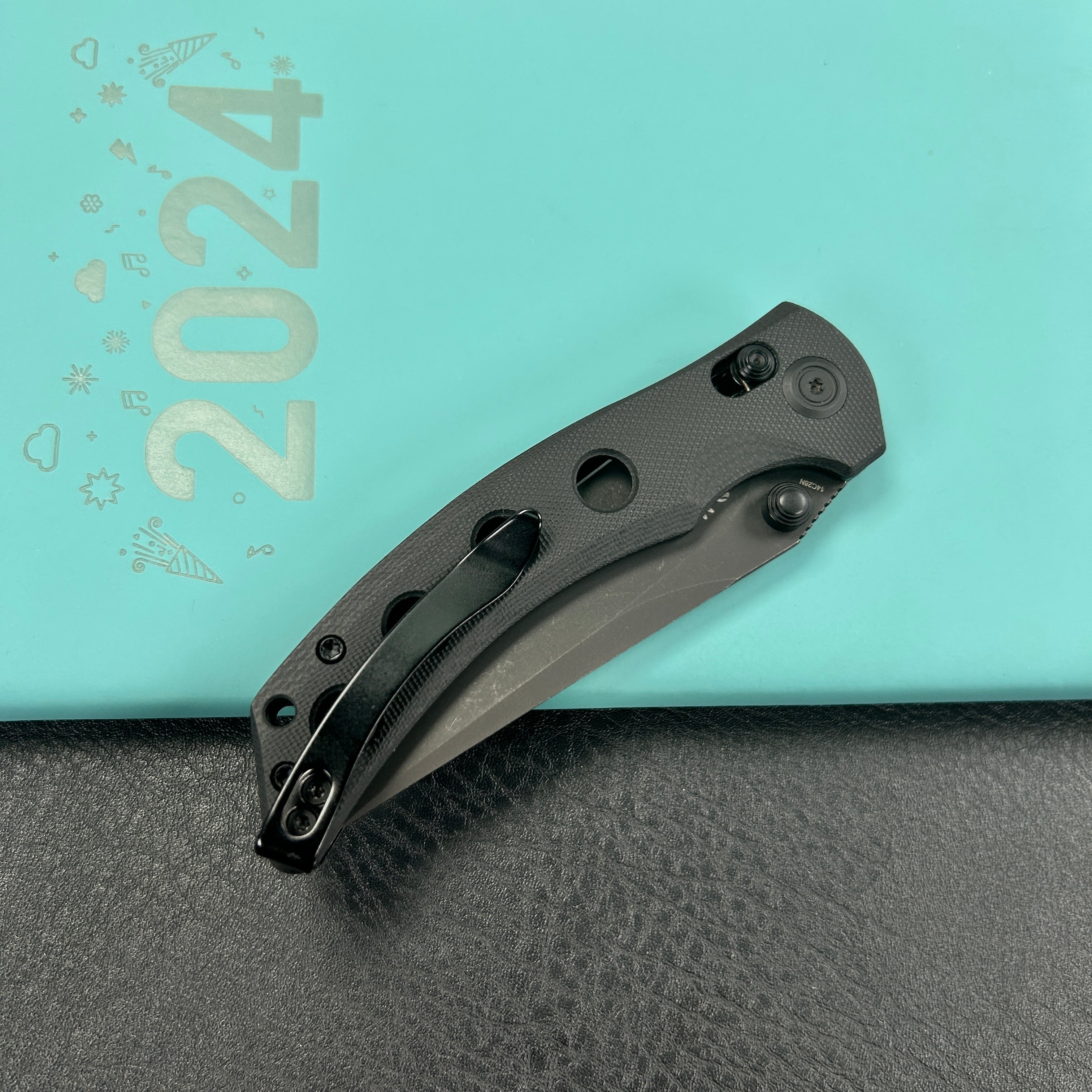 KUBEY KU172B Hound Crossbar Lock Folding Pocket Knife Black G-10 Handle 3.43" Blackwash 14C28N Blade