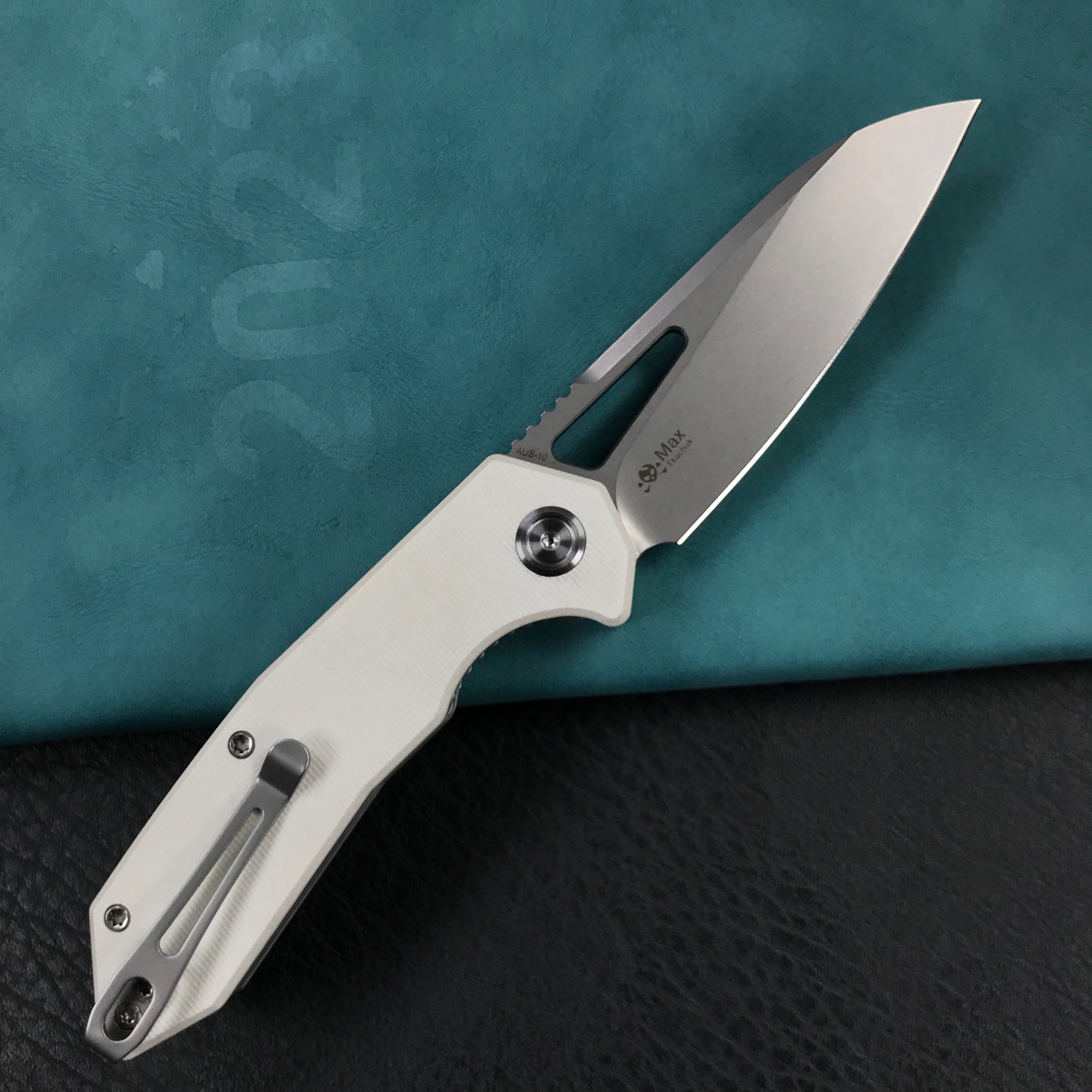 KUBEY  KU291  Vagrant Liner Lock Folding Knife  White  G10 Handle 3.1" Sandblast AUS-10