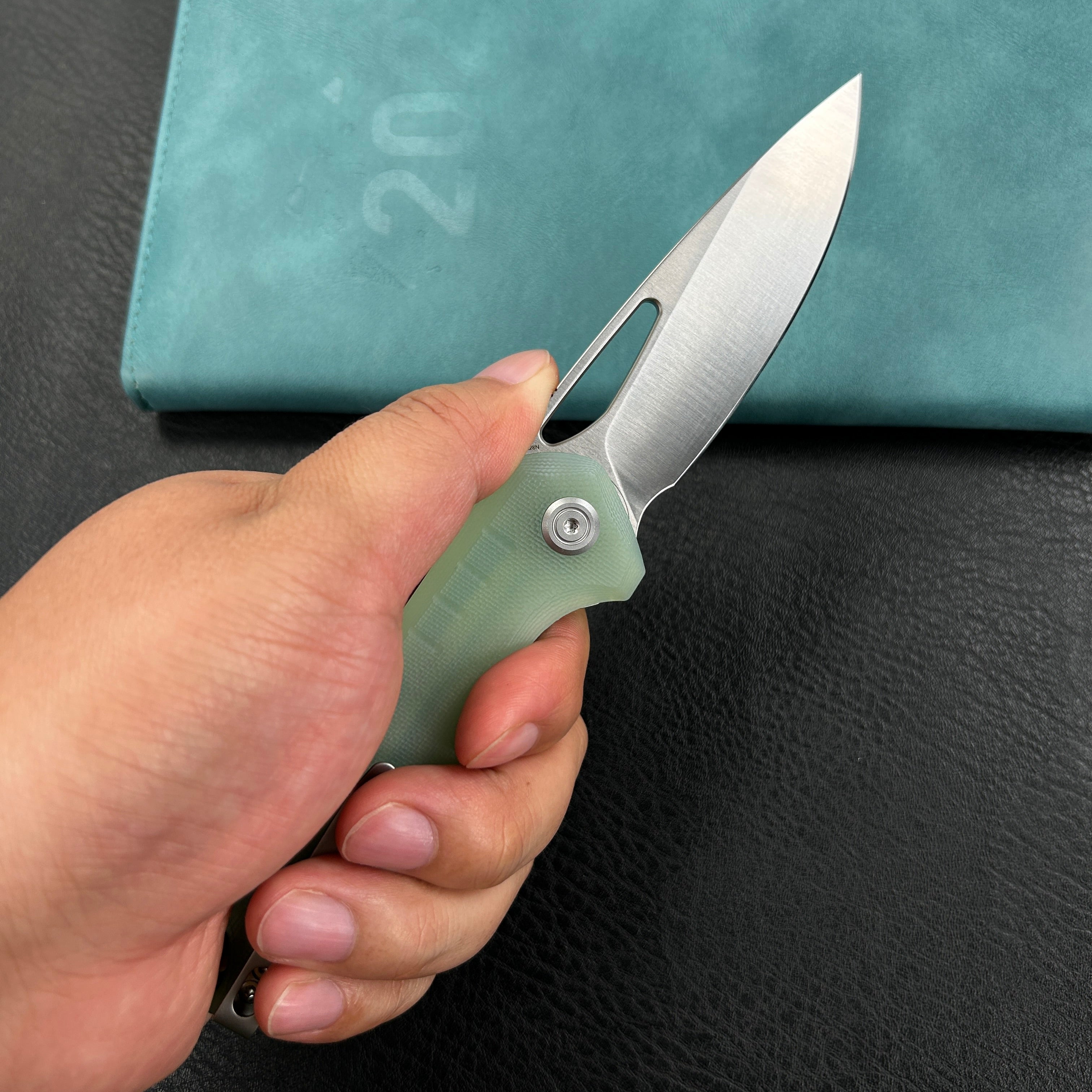 KUBEY KU324F Doris Liner Lock Front Flipper Folding Knife Jade G10 Handle 3.27" Satin Finish 14C28N