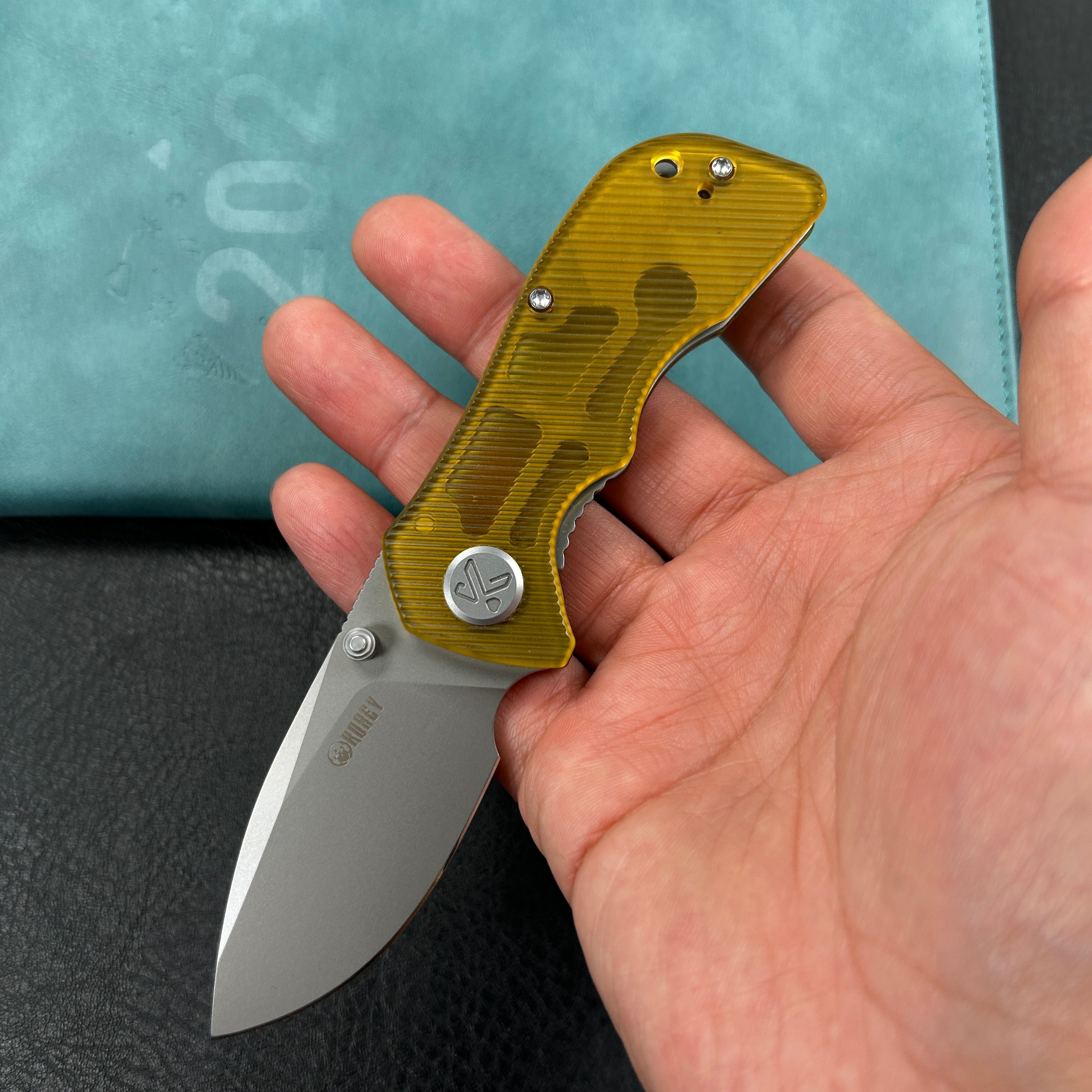 KUBEY KU180H Karaji Liner Lock Dual Thumb Studs Open Folding Pocket Knife Ultem Handle 2.56" Beadblast 14C28N