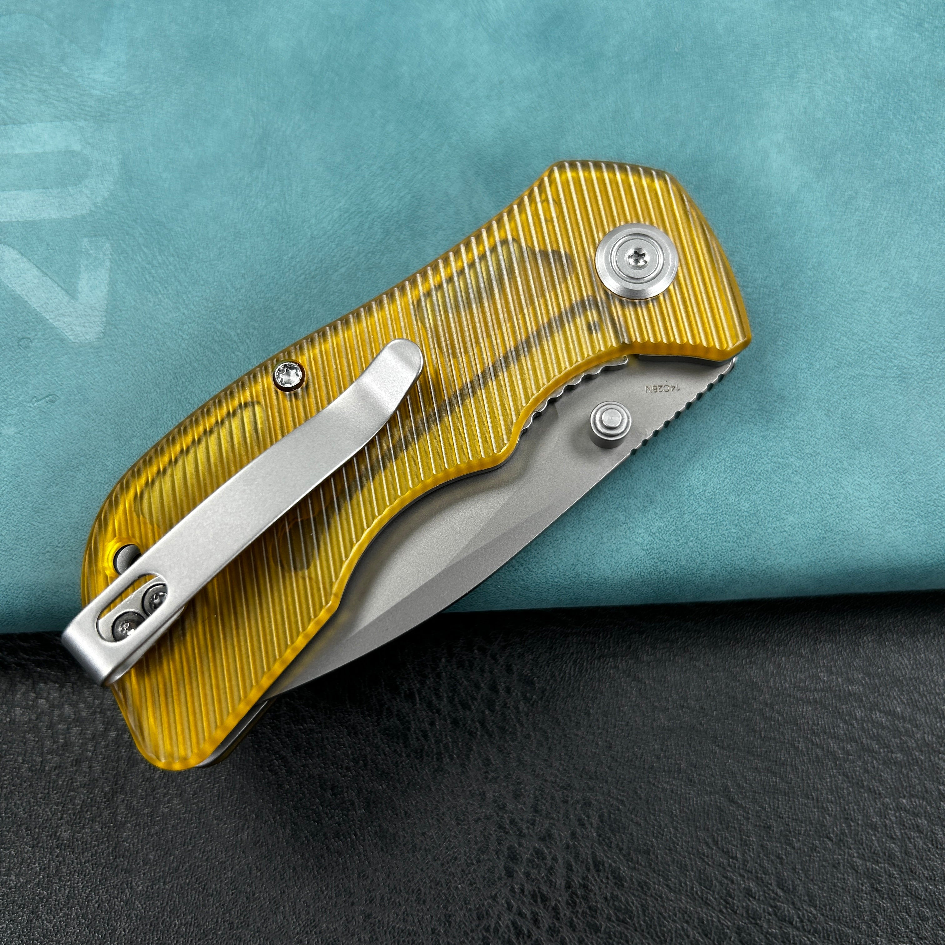 KUBEY KU180H Karaji Liner Lock Dual Thumb Studs Open Folding Pocket Knife Ultem Handle 2.56" Beadblast 14C28N