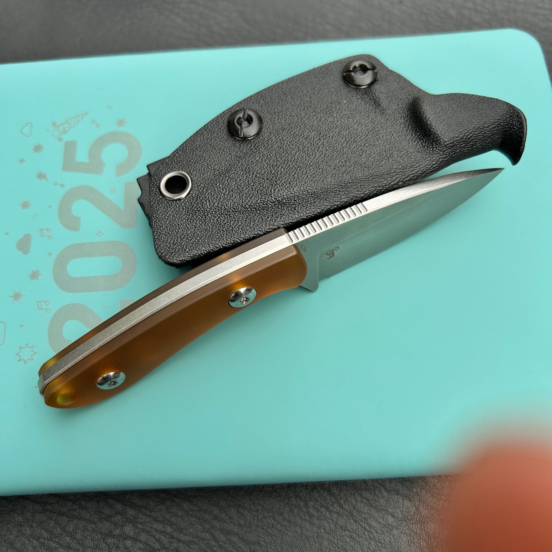 KUBEY knife KU411C Bloom Fixed Blade Knife Ultem w/ Diagonal Milling Handle 2.60" Beadblast 14C28N Blade