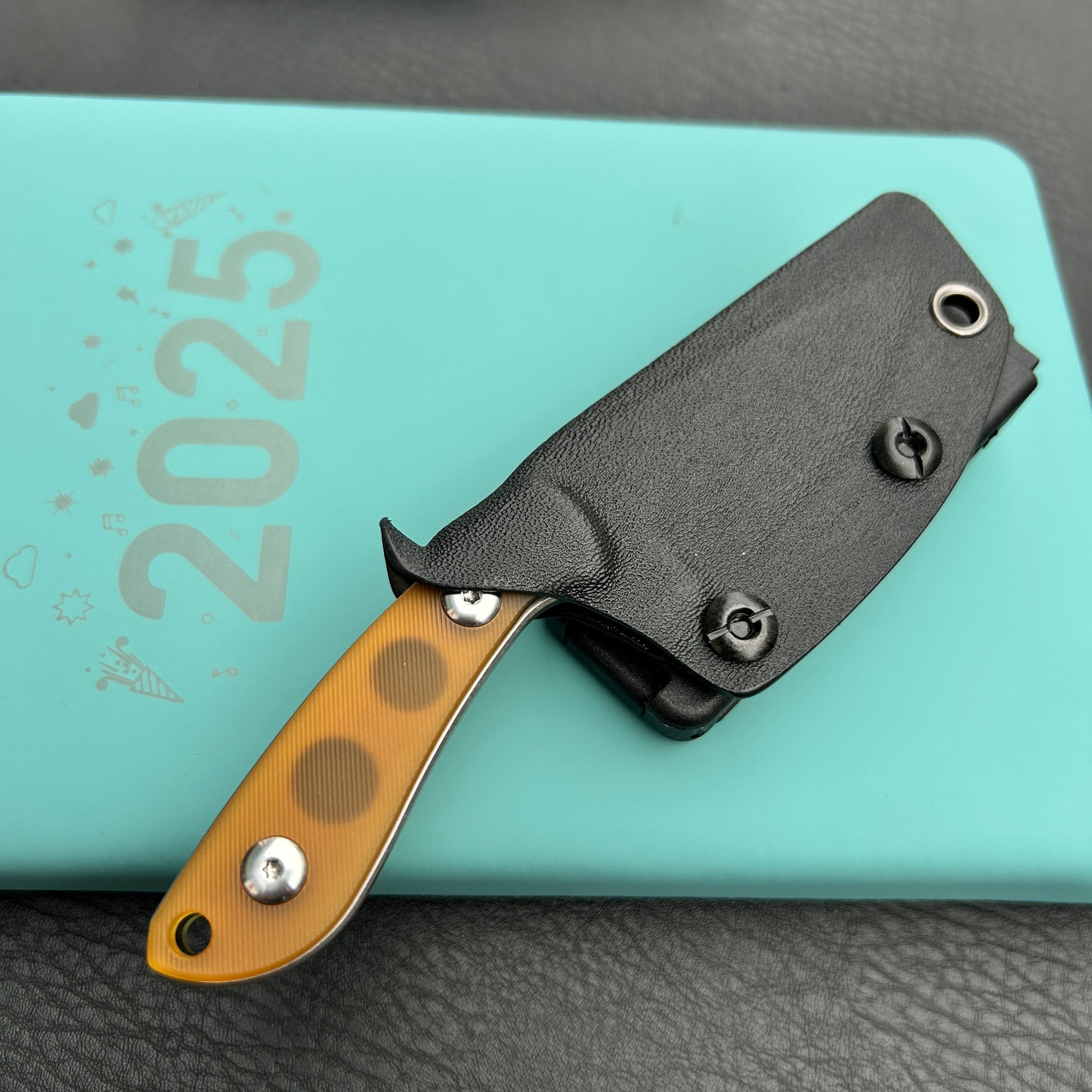 KUBEY knife KU411C Bloom Fixed Blade Knife Ultem w/ Diagonal Milling Handle 2.60" Beadblast 14C28N Blade